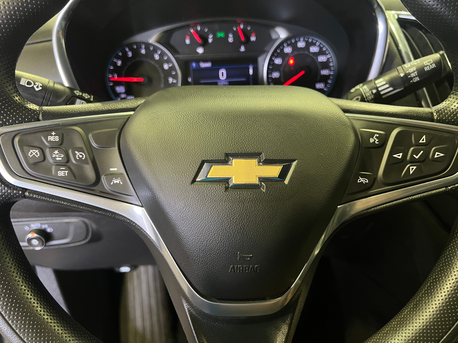 Thumbnail: 2023 Chevrolet Equinox - 5