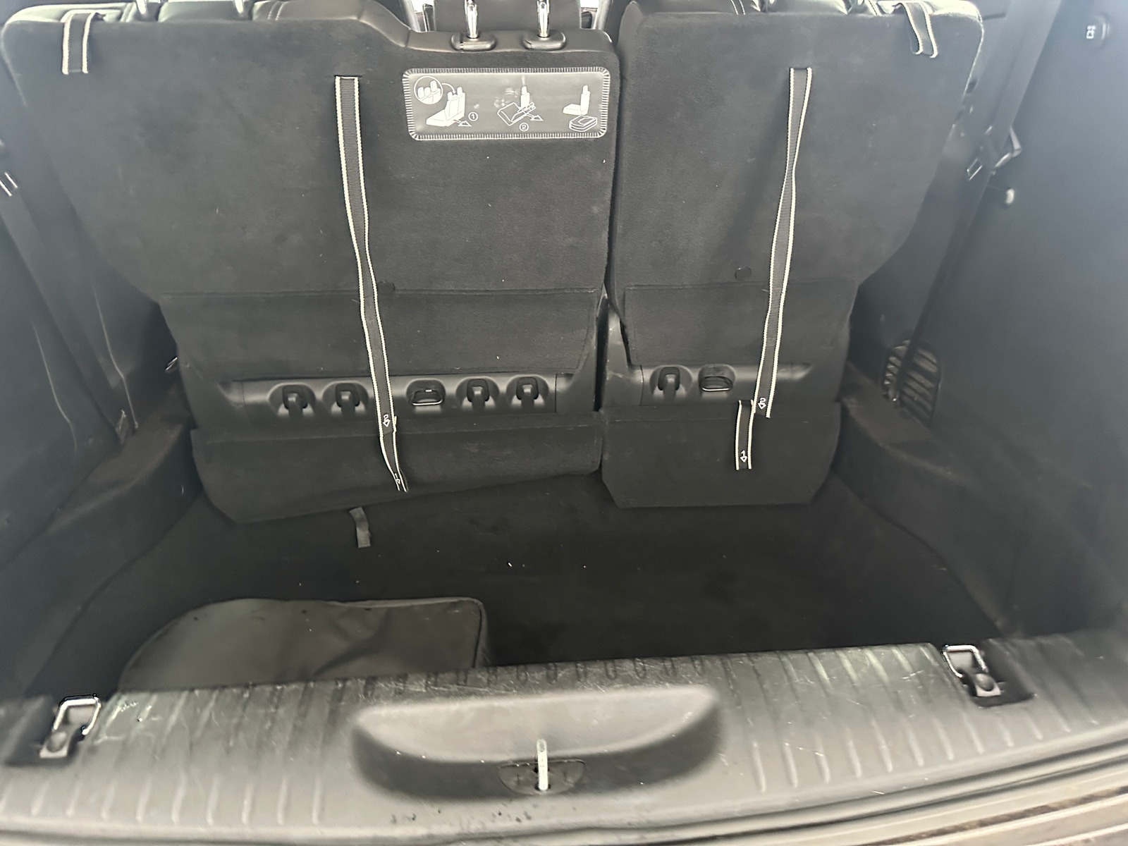 Thumbnail: 2021 Chrysler Pacifica - 6