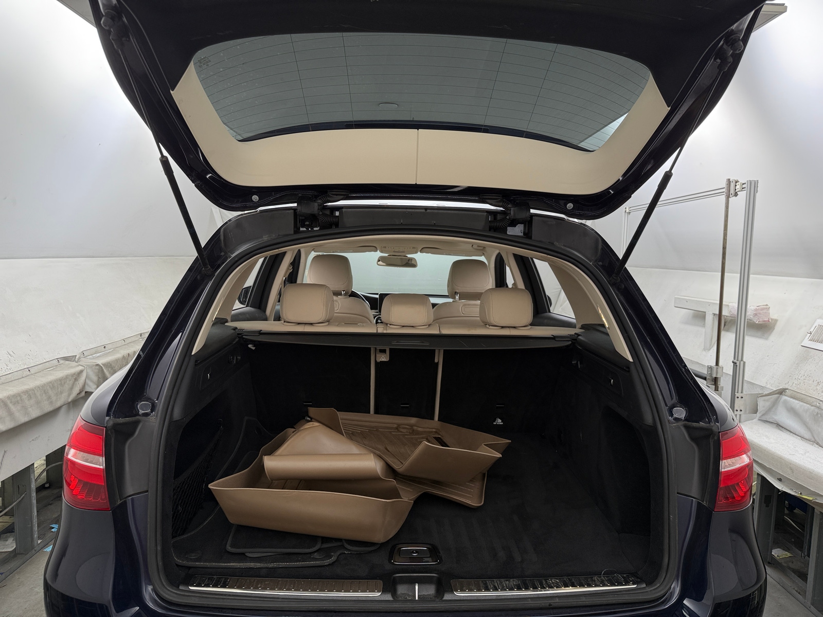 Thumbnail: 2019 Mercedes-Benz GLC - 6