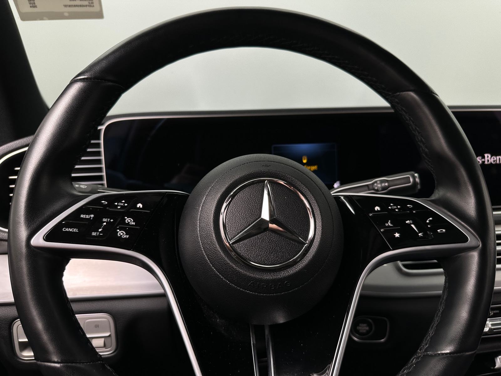 Thumbnail: 2024 Mercedes-Benz GLE - 4