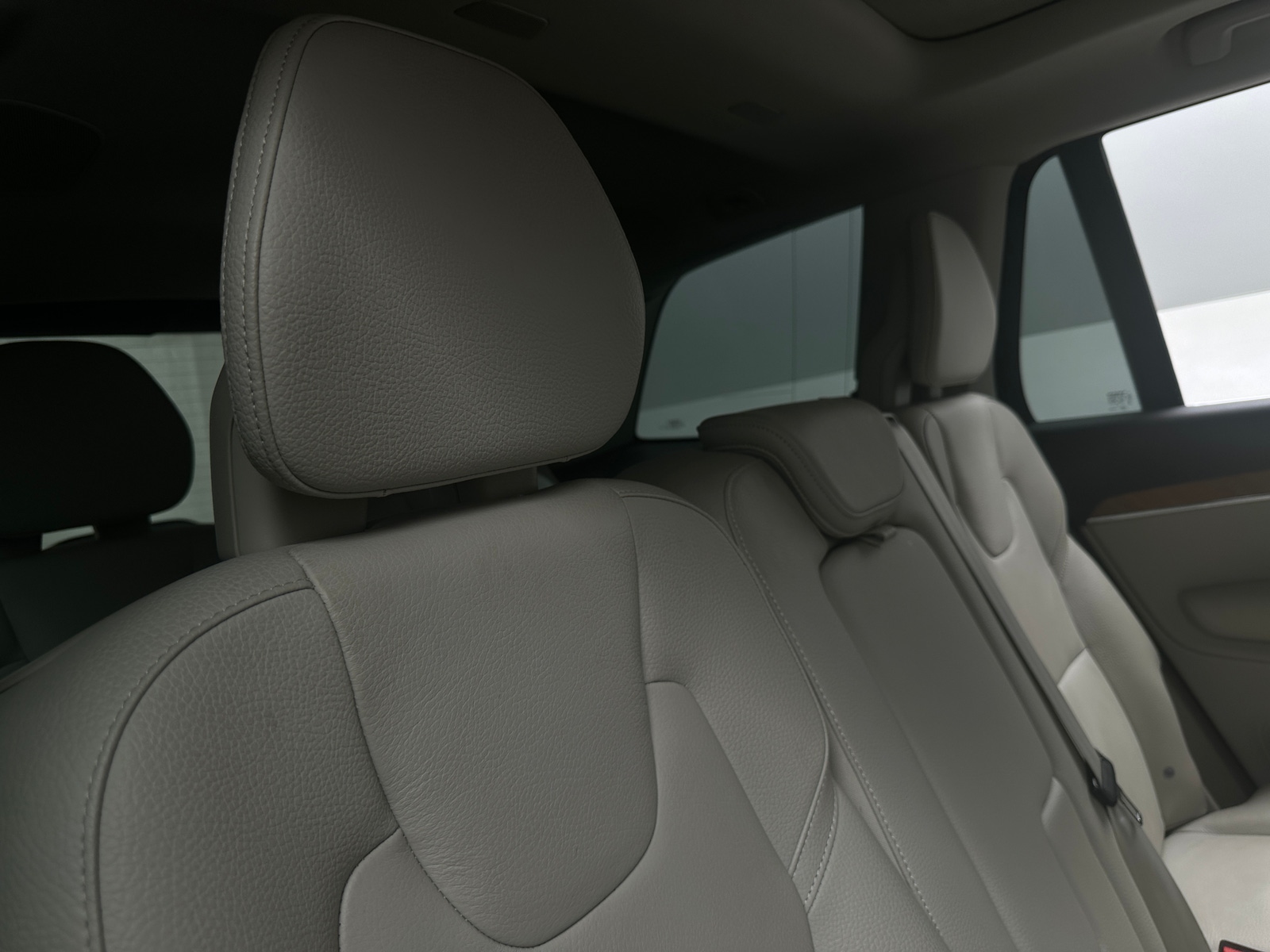 Thumbnail: 2022 Volvo XC90 - 6