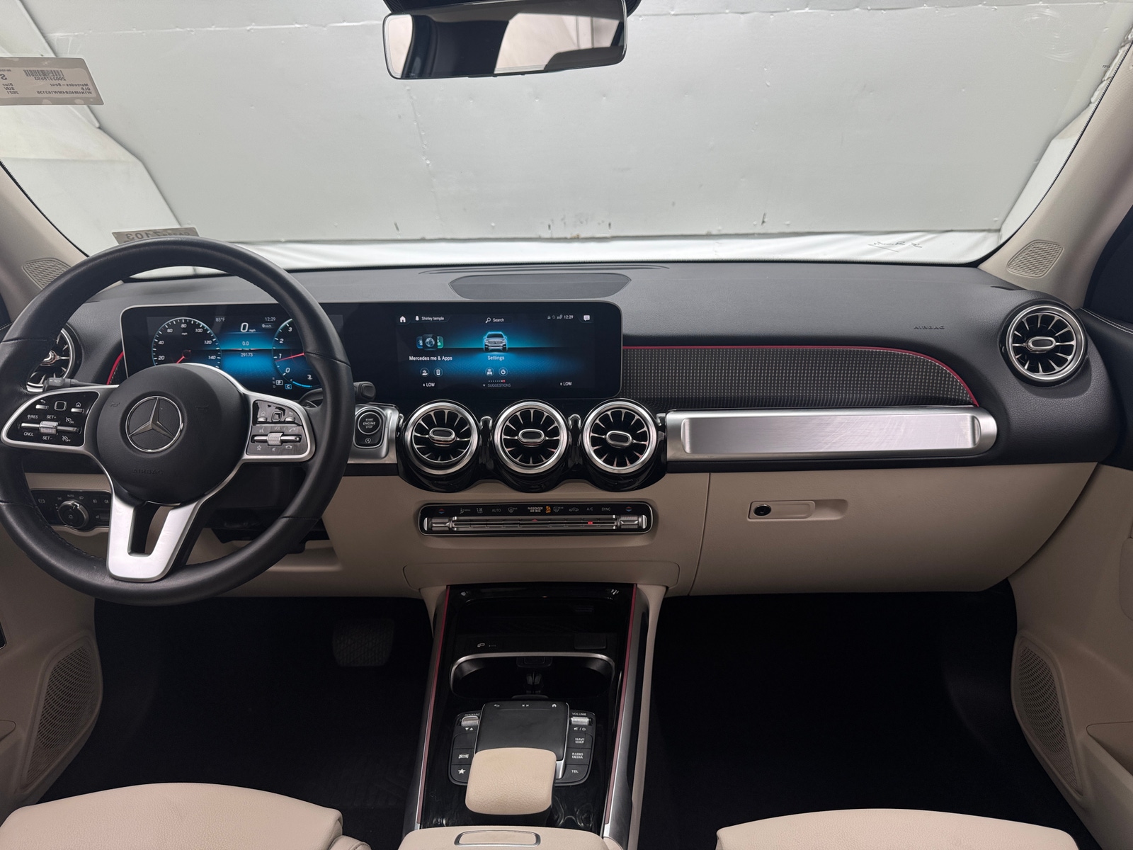 Thumbnail: 2021 Mercedes-Benz GLB - 2