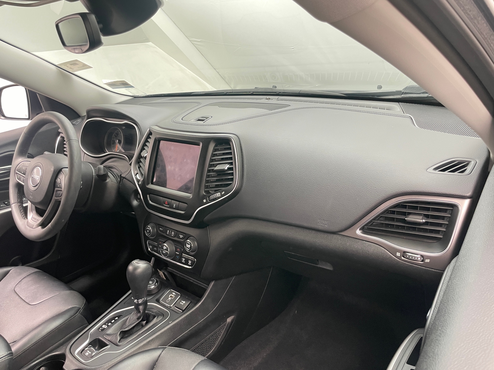 Thumbnail: 2022 Jeep Cherokee - 2