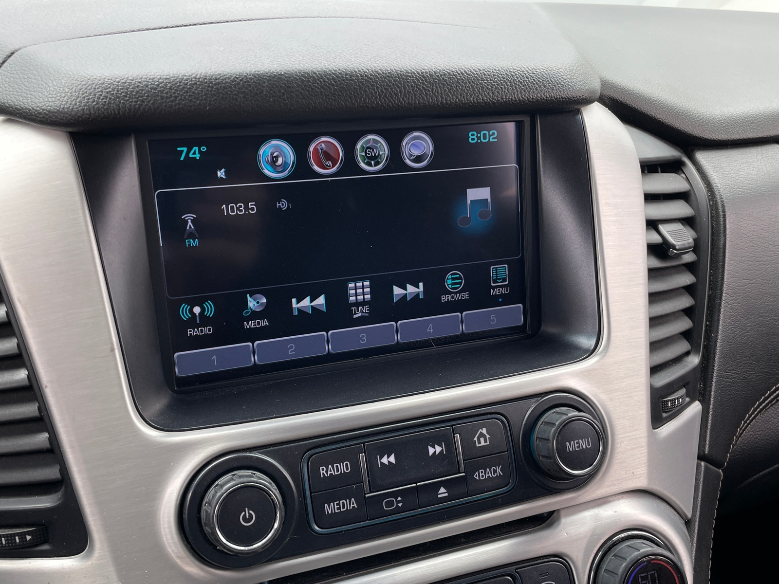 Thumbnail: 2017 GMC Yukon - 4