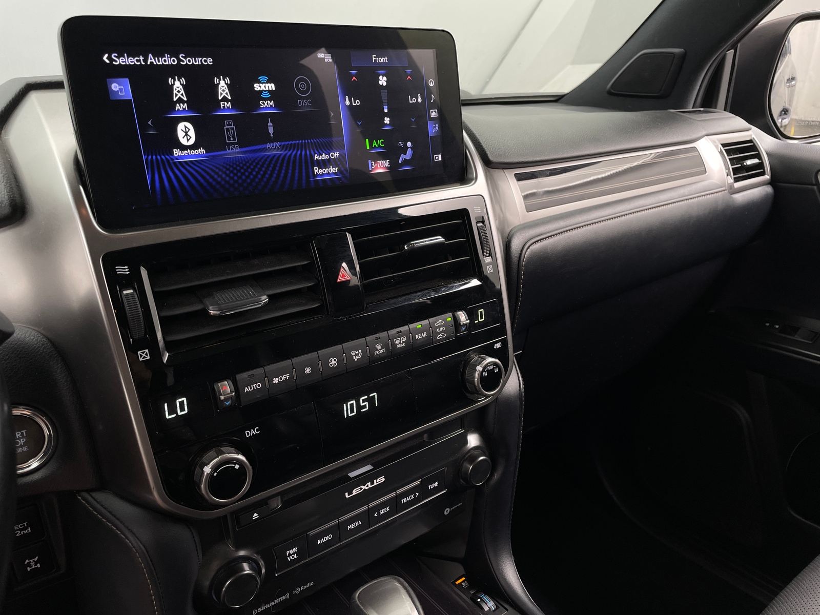 Thumbnail: 2022 Lexus GX - 3