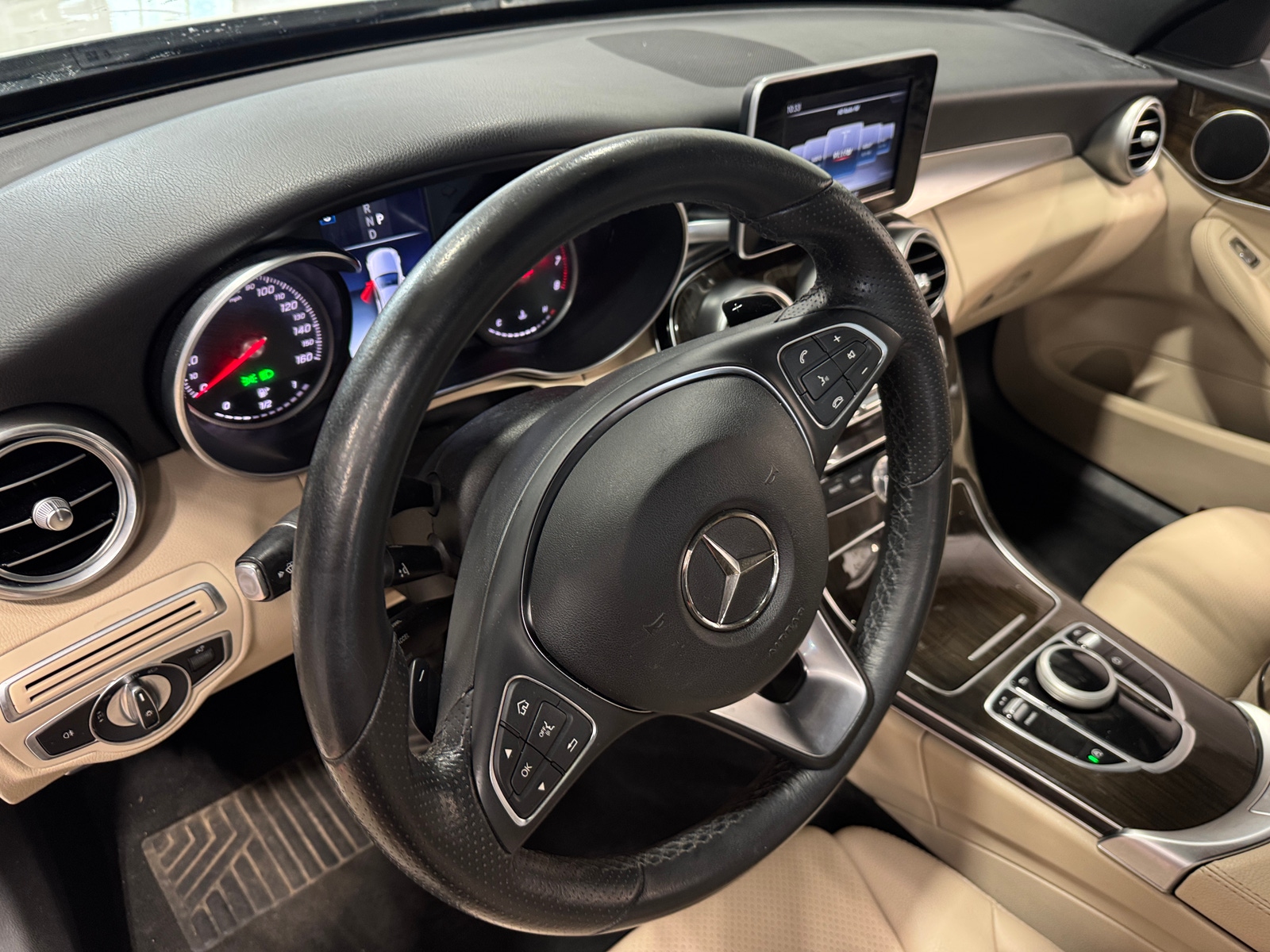 Thumbnail: 2018 Mercedes-Benz C-Class - 2