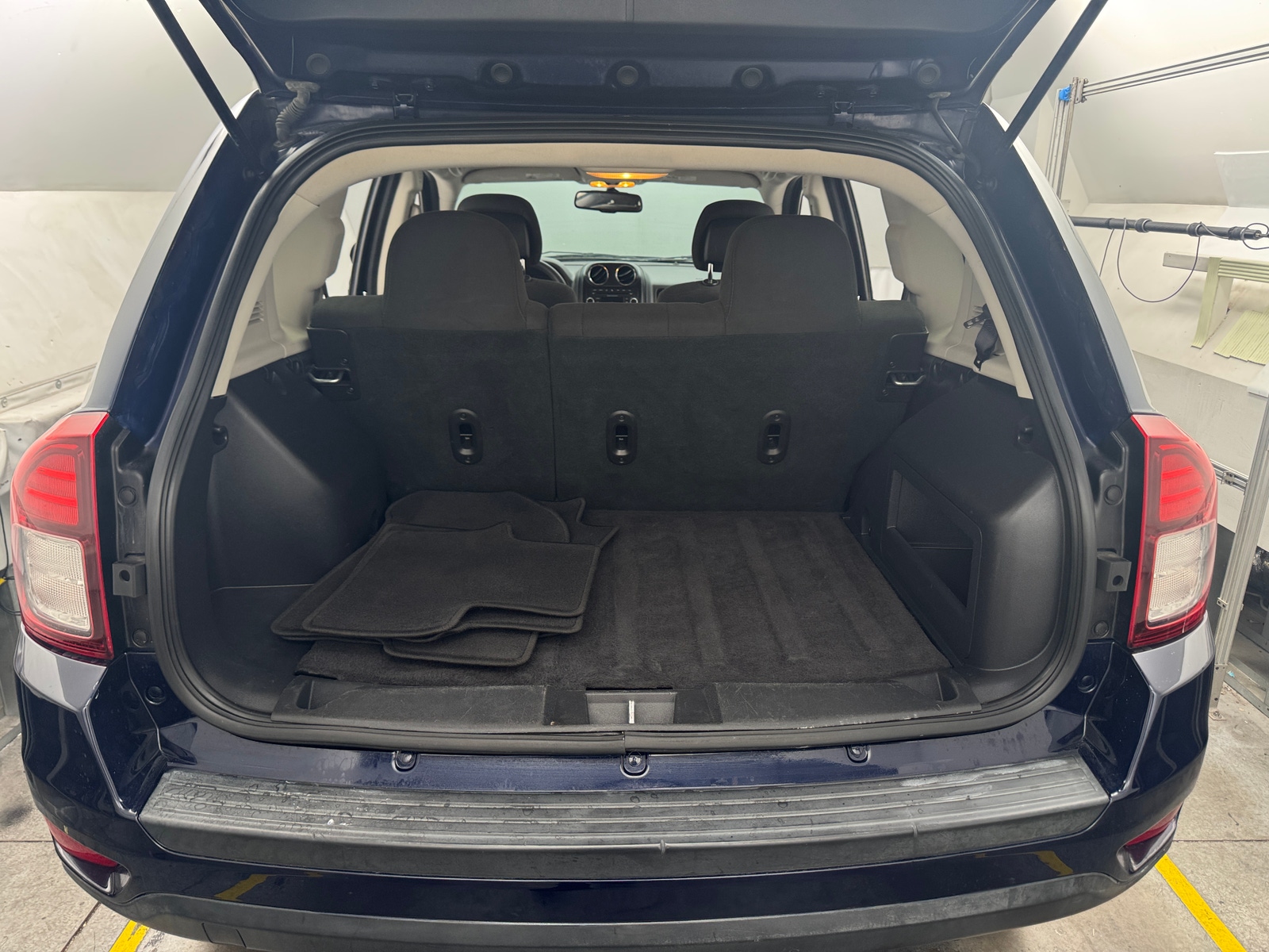 Thumbnail: 2016 Jeep Compass - 7