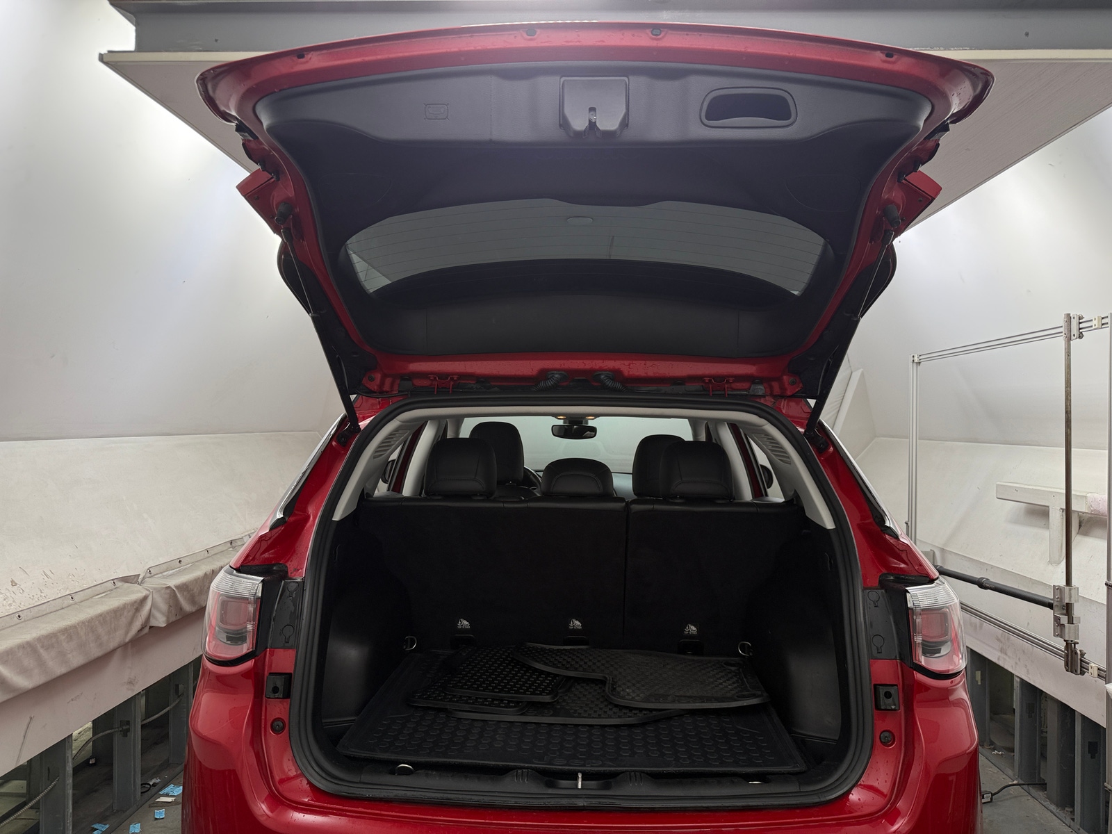 Thumbnail: 2018 Jeep Compass - 6