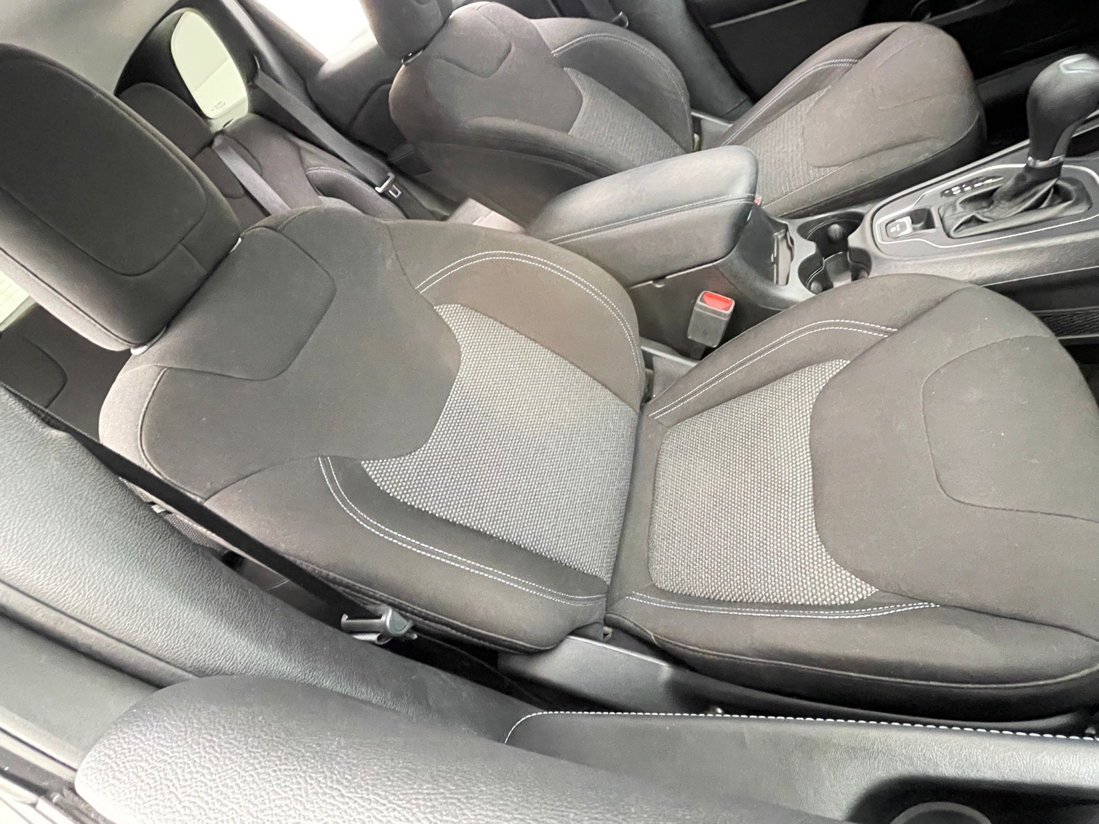 Thumbnail: 2019 Jeep Cherokee - 2