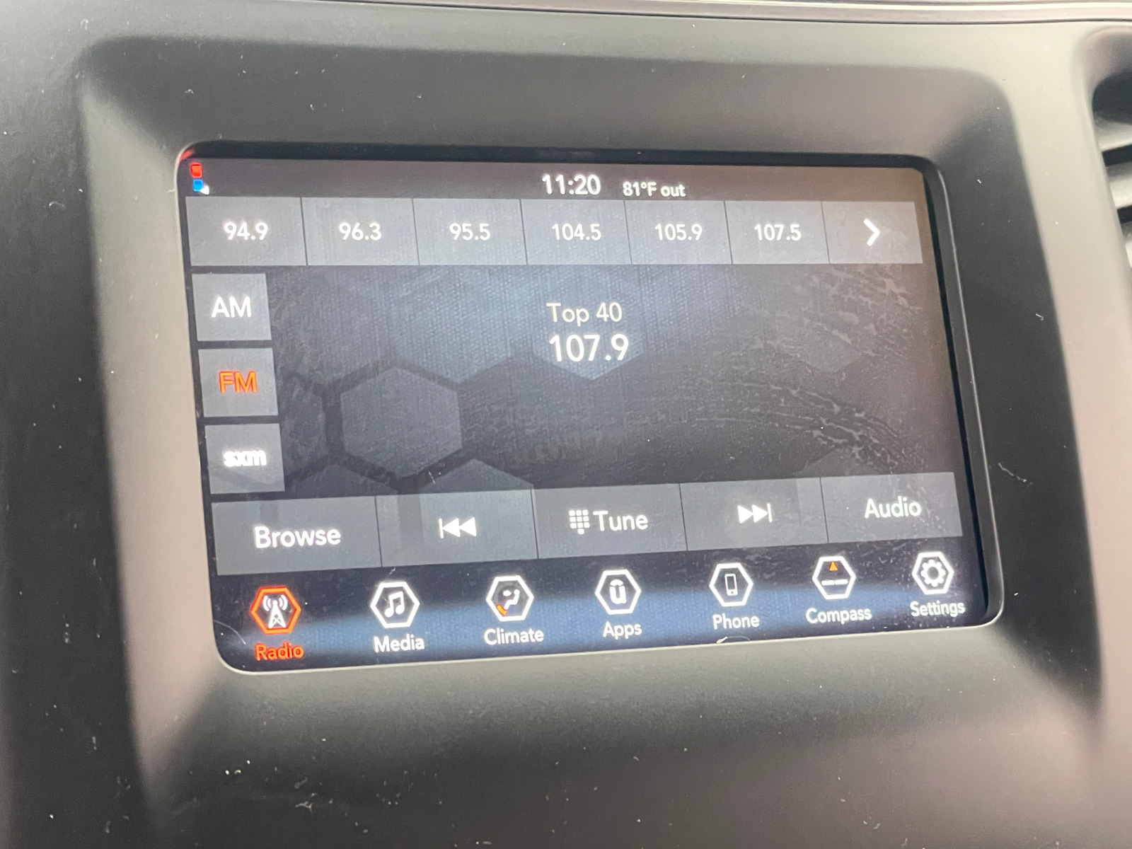 Thumbnail: 2019 Jeep Cherokee - 4