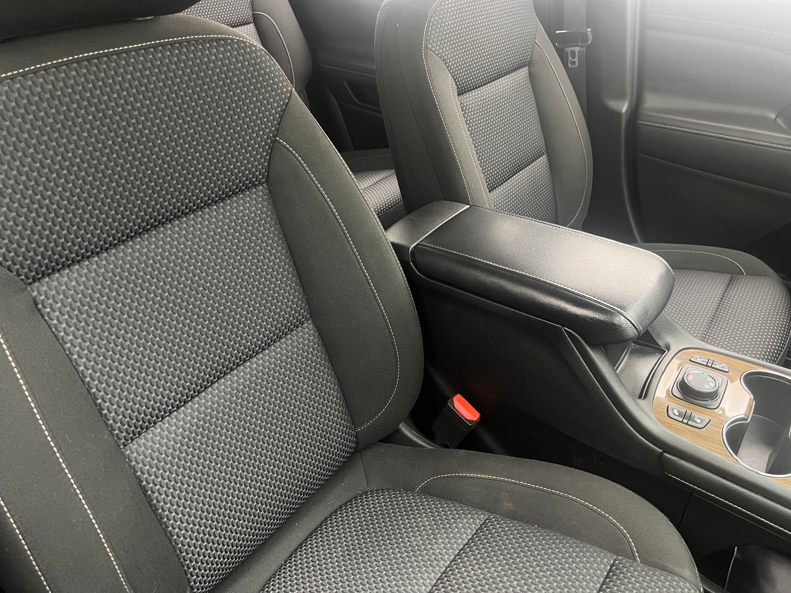 Thumbnail: 2021 GMC Acadia - 2
