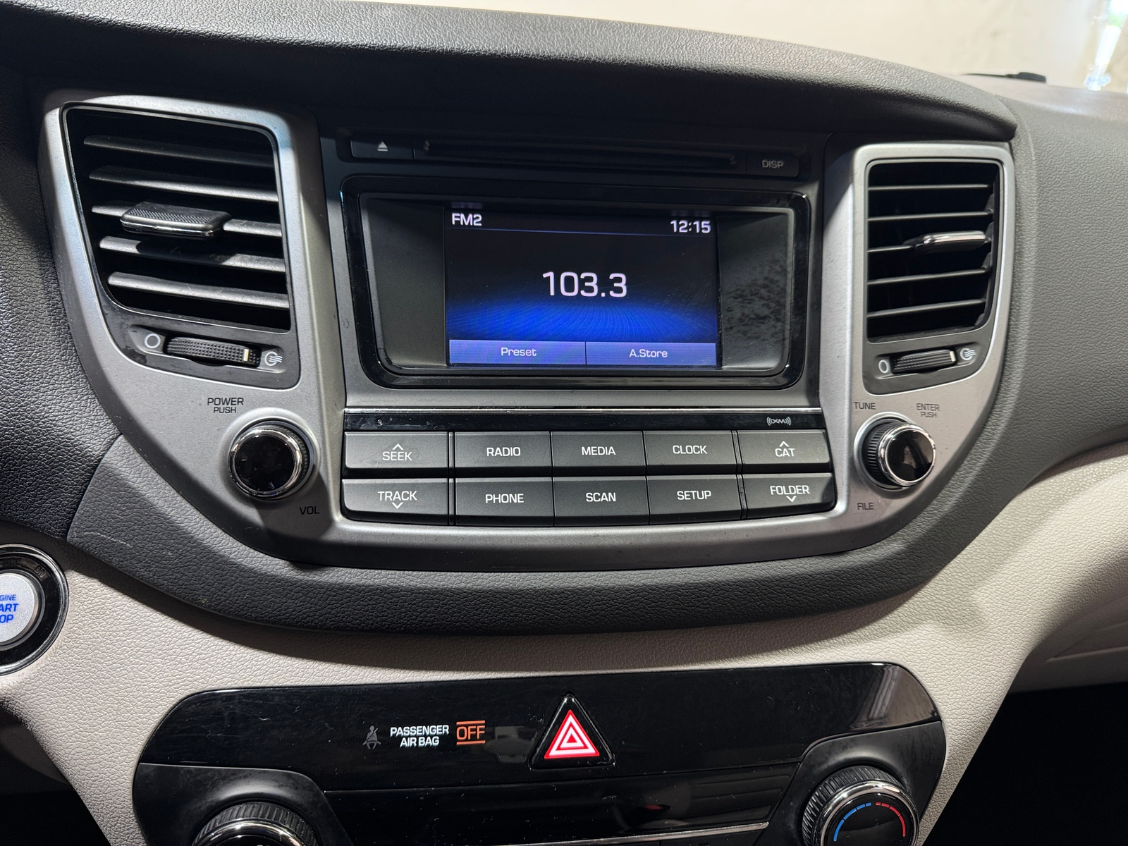 Thumbnail: 2016 Hyundai Tucson - 4