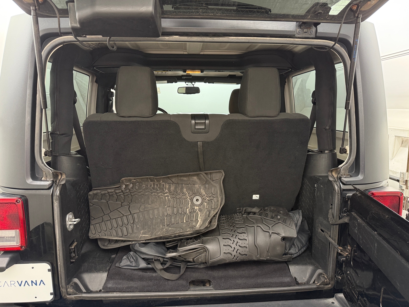 Thumbnail: 2016 Jeep Wrangler - 7