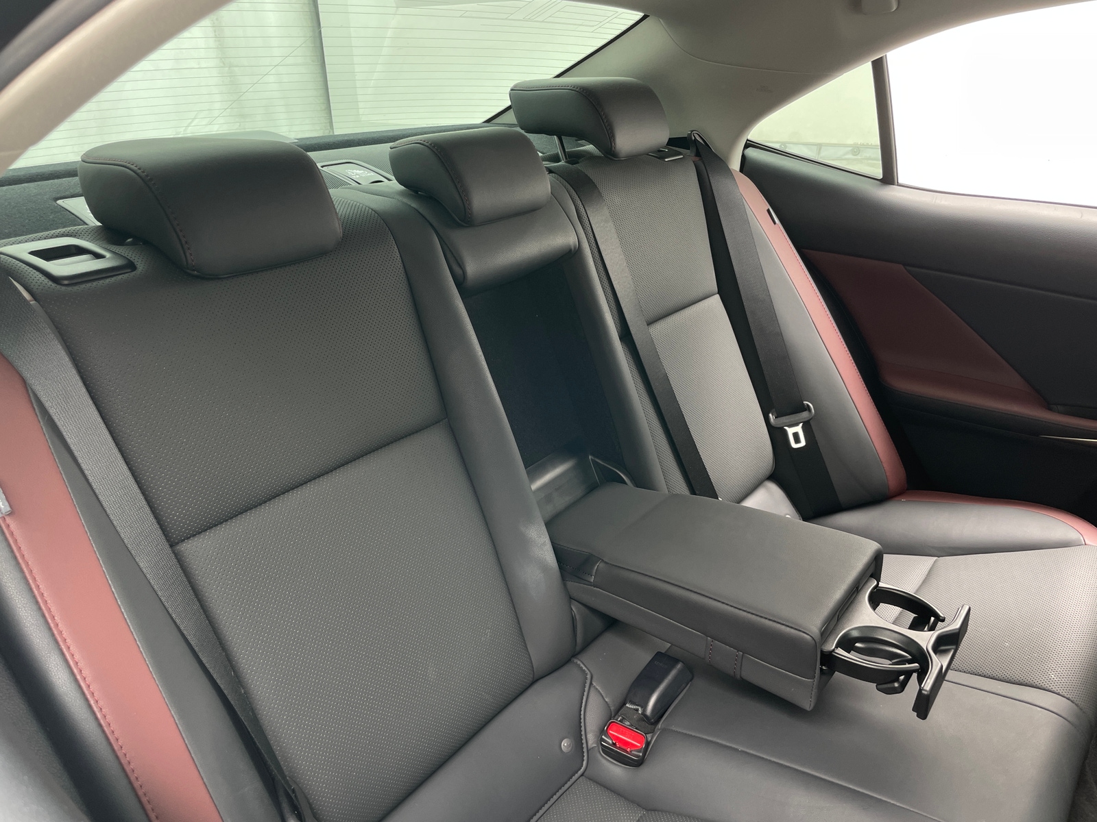 Thumbnail: 2018 Lexus IS - 5