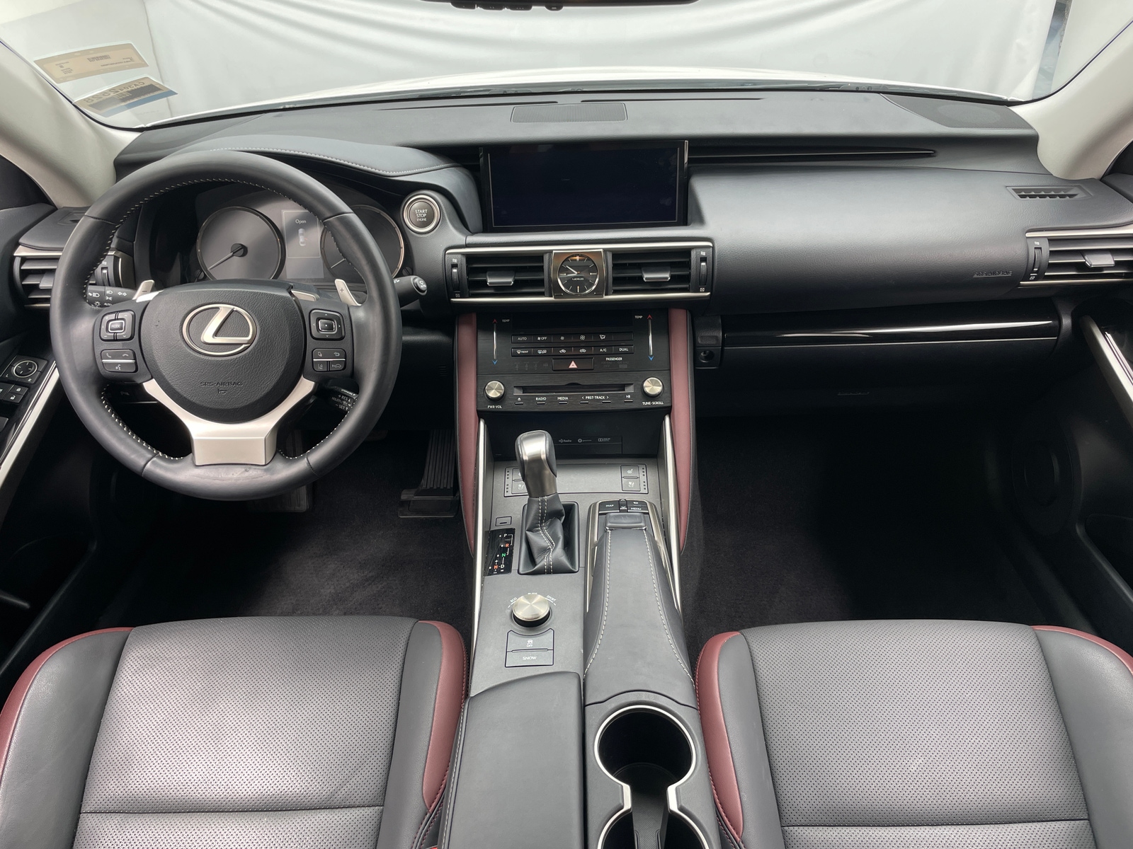 Thumbnail: 2018 Lexus IS - 2