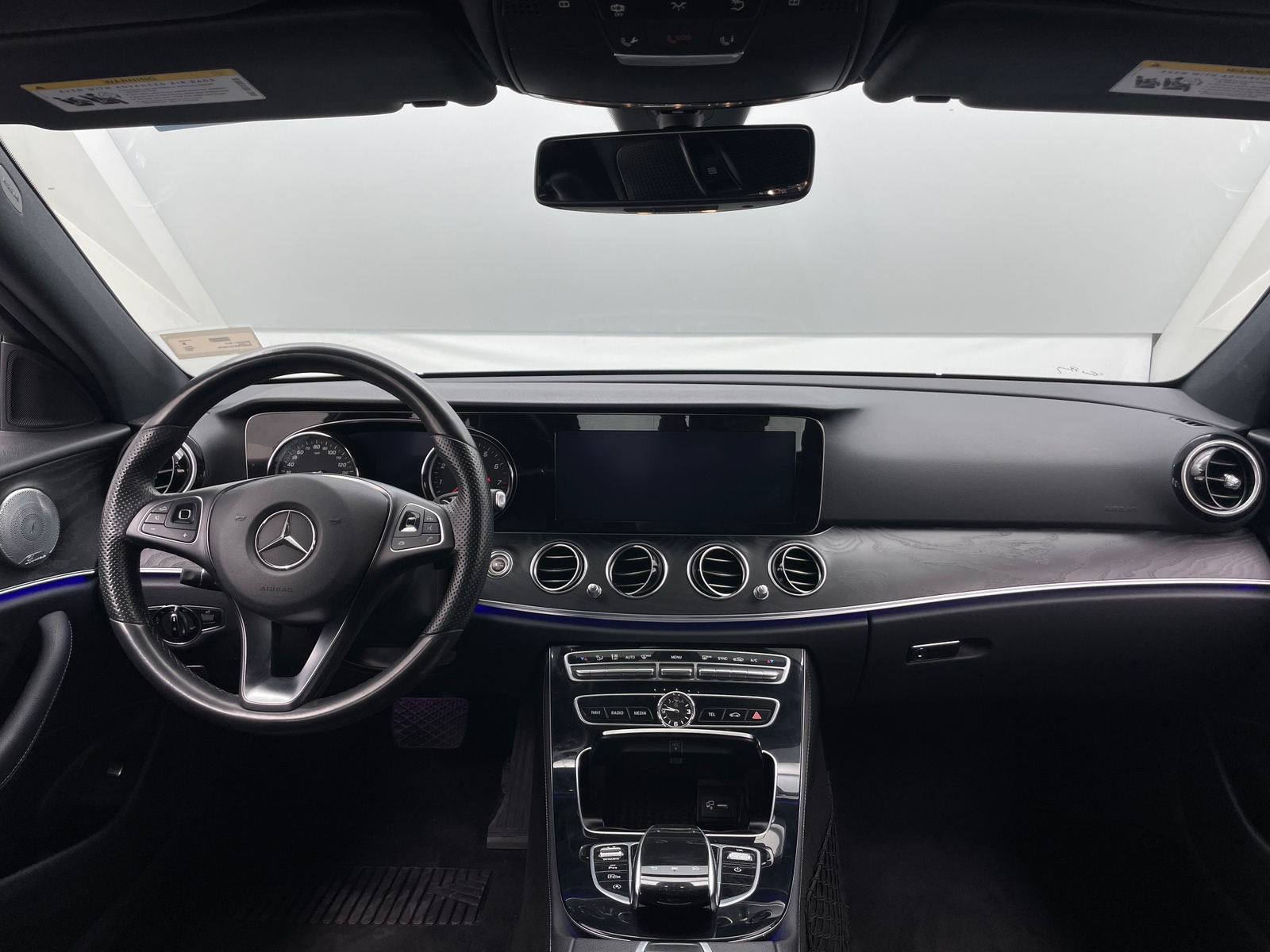 Thumbnail: 2017 Mercedes-Benz E-Class - 2