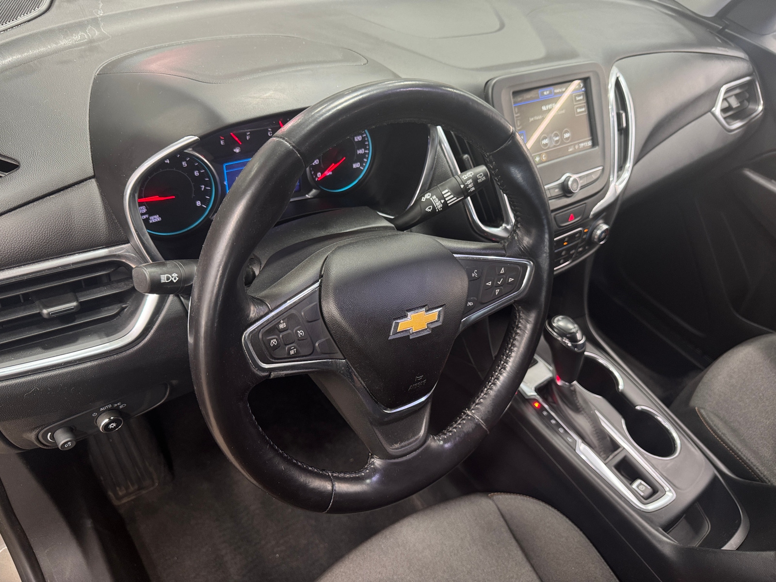 Thumbnail: 2019 Chevrolet Equinox - 3