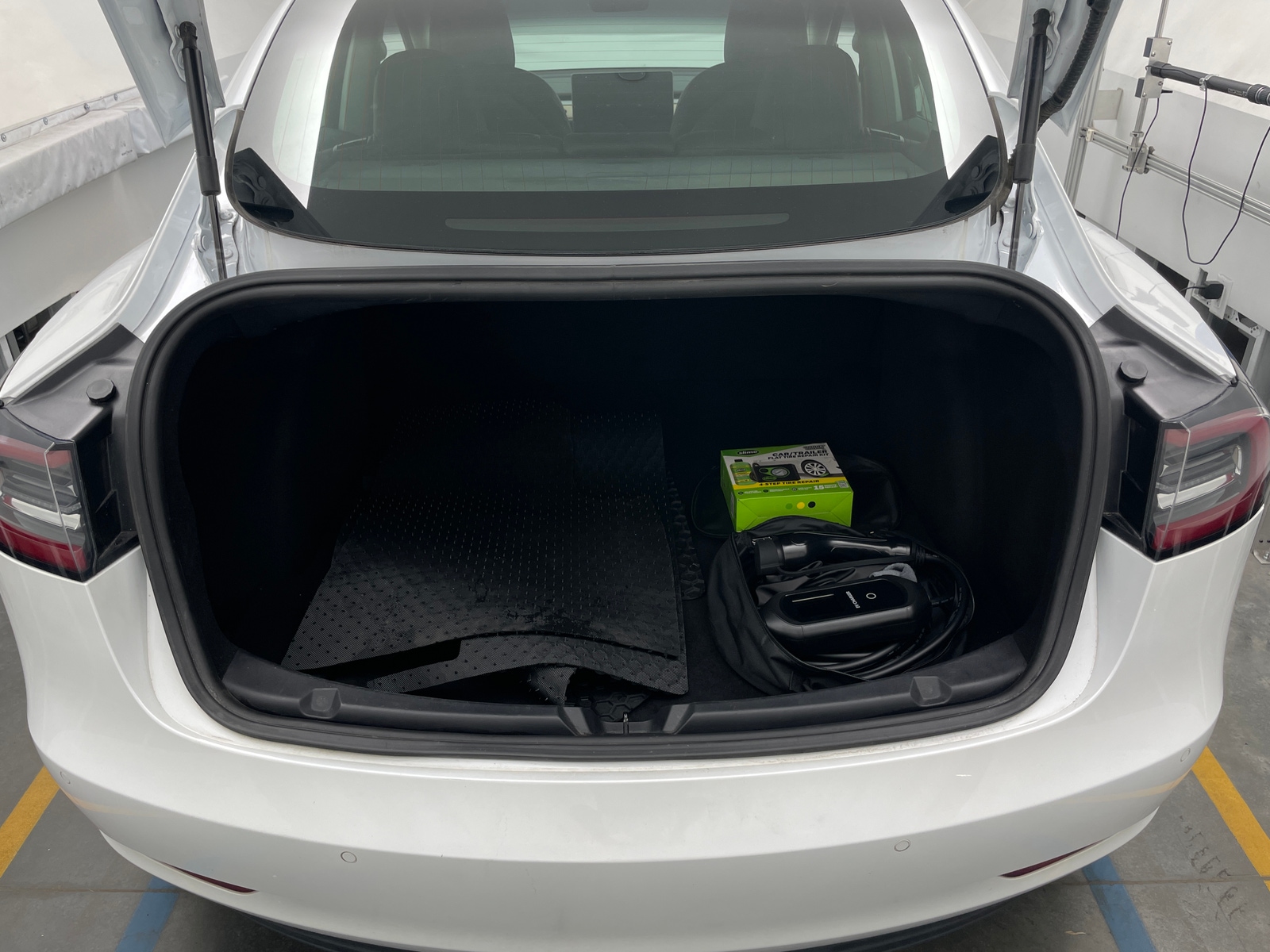 Thumbnail: 2019 Tesla Model 3 - 5