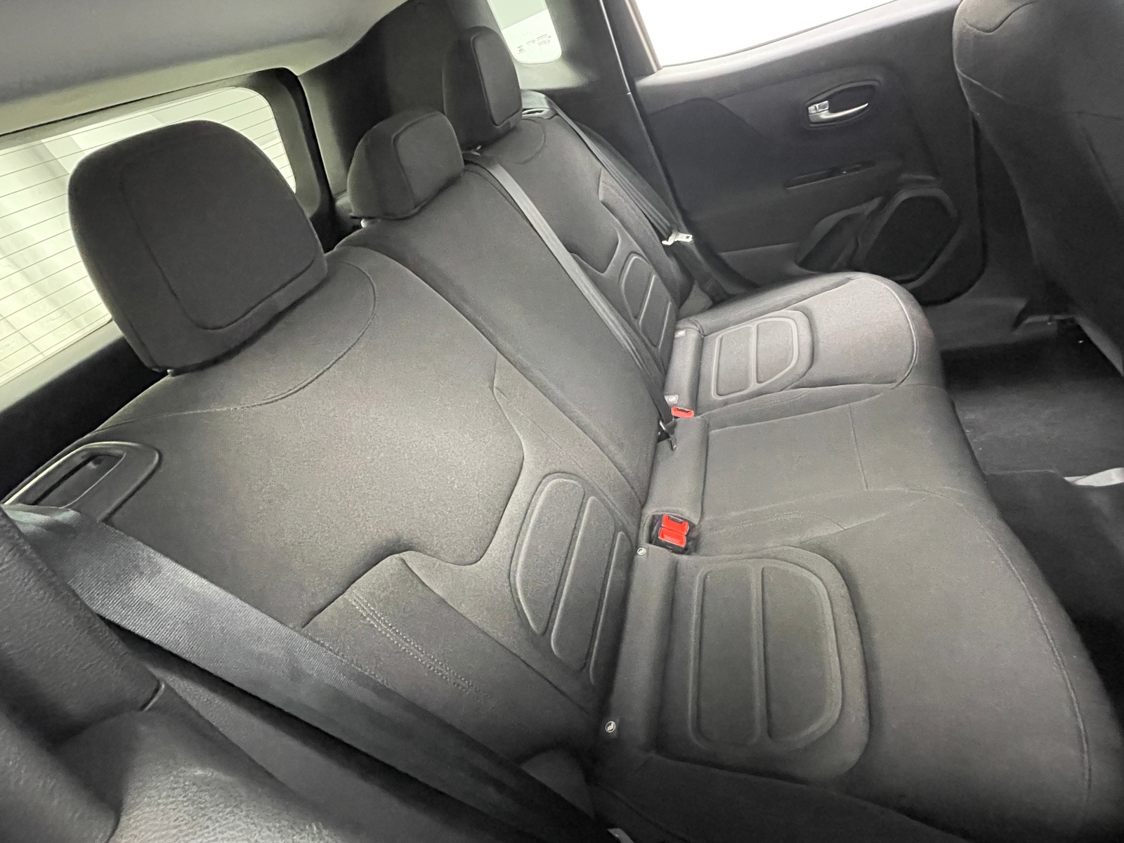 Thumbnail: 2021 Jeep Renegade - 6