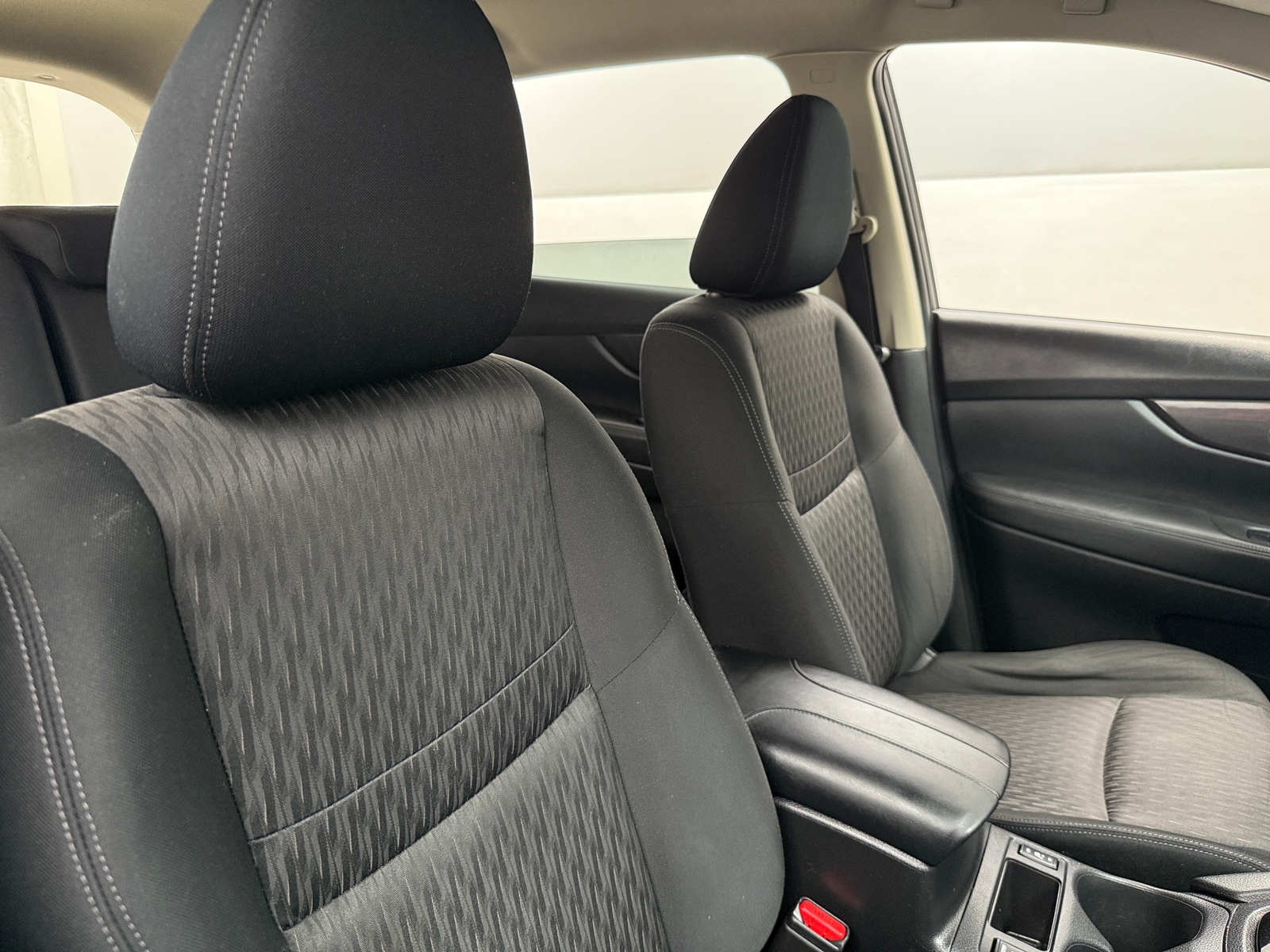 Thumbnail: 2019 Nissan Rogue - 2