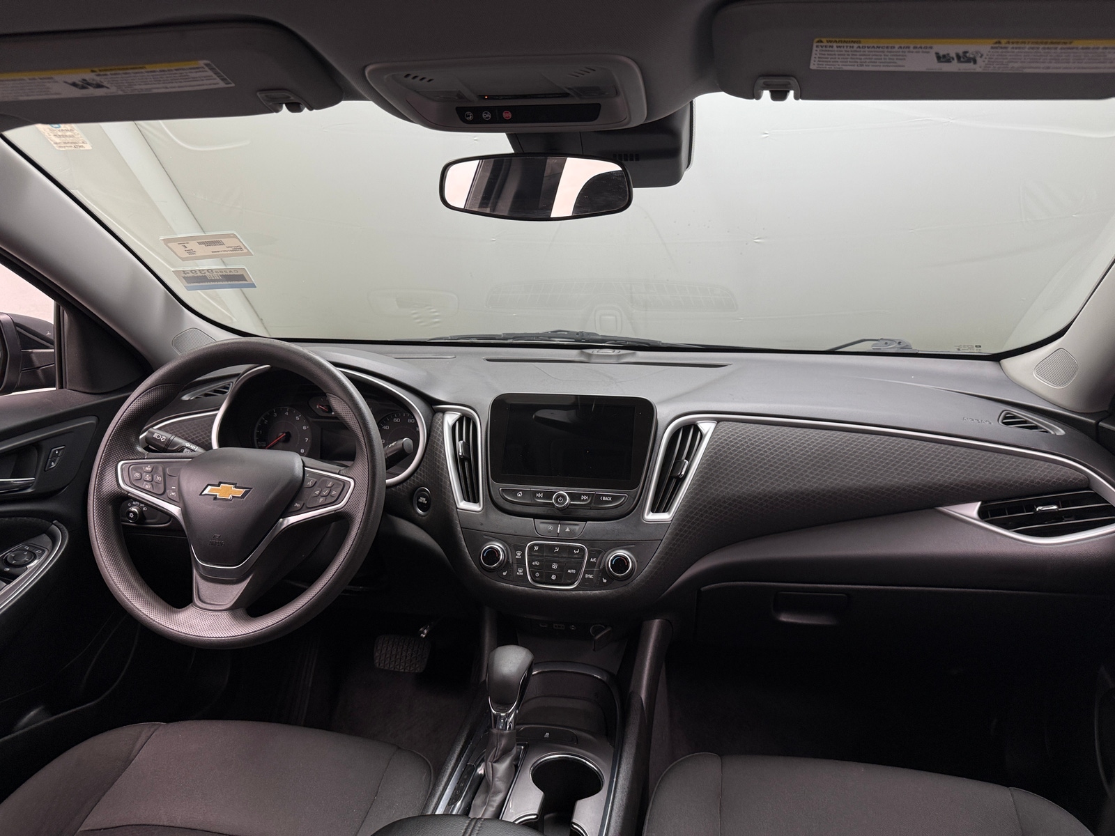 Thumbnail: 2023 Chevrolet Malibu - 3