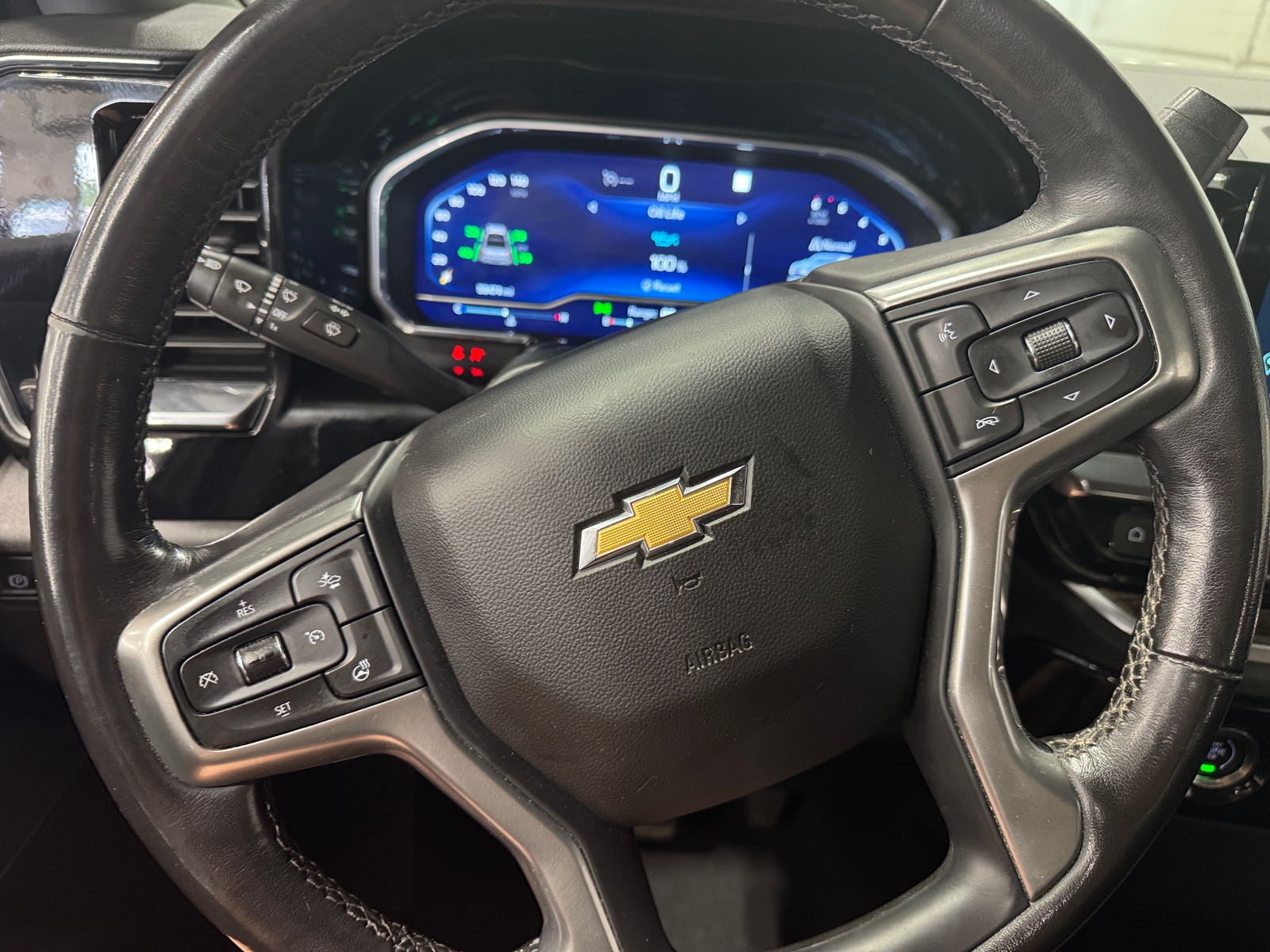Thumbnail: 2022 Chevrolet Silverado 1500 - 5
