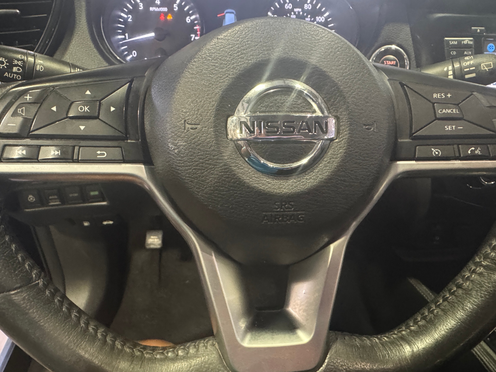 Thumbnail: 2017 Nissan Rogue - 4