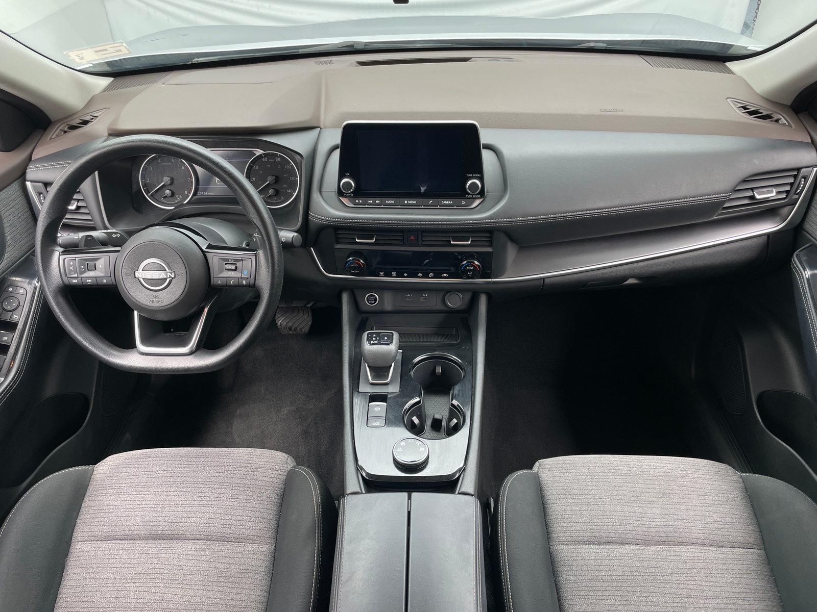 Thumbnail: 2023 Nissan Rogue - 3