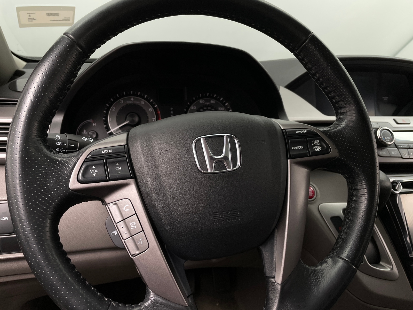 Thumbnail: 2017 Honda Odyssey - 4