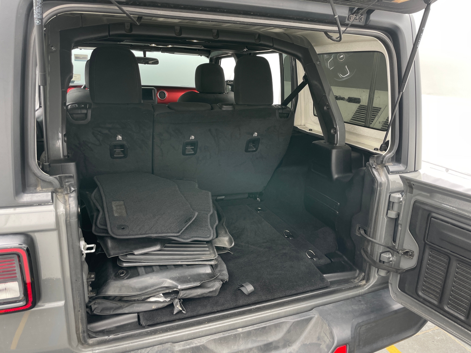 Thumbnail: 2021 Jeep Wrangler - 7