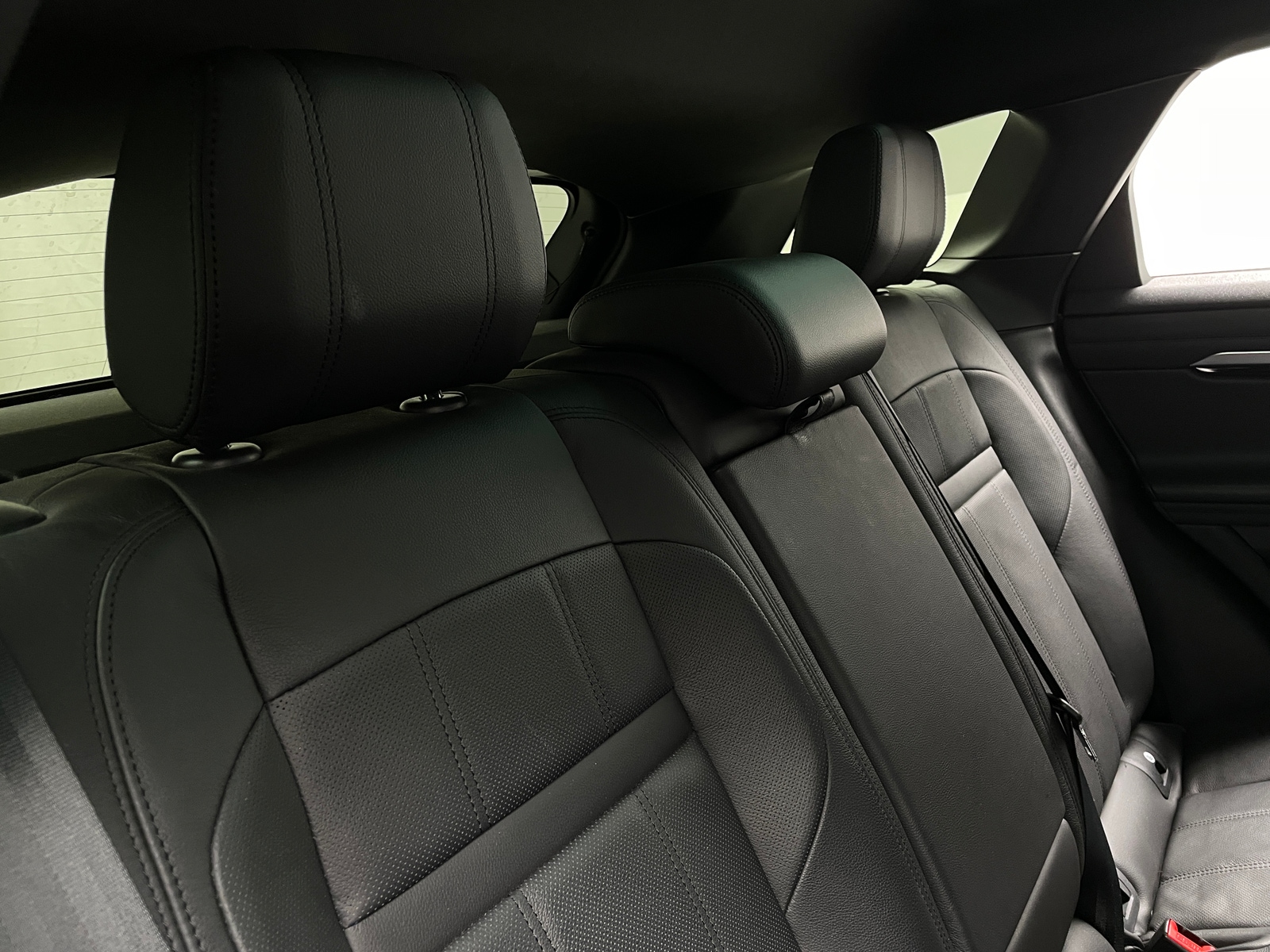 Thumbnail: 2020 Land Rover Range Rover Evoque - 5