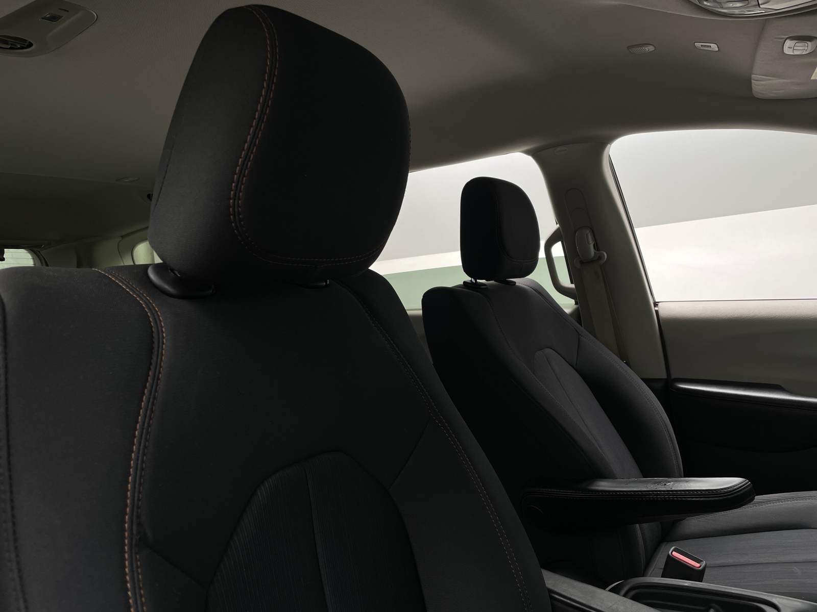 Thumbnail: 2019 Chrysler Pacifica - 2