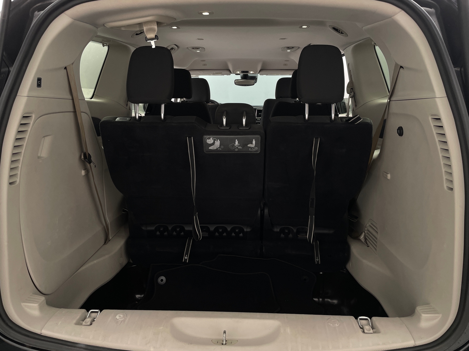 Thumbnail: 2019 Chrysler Pacifica - 7