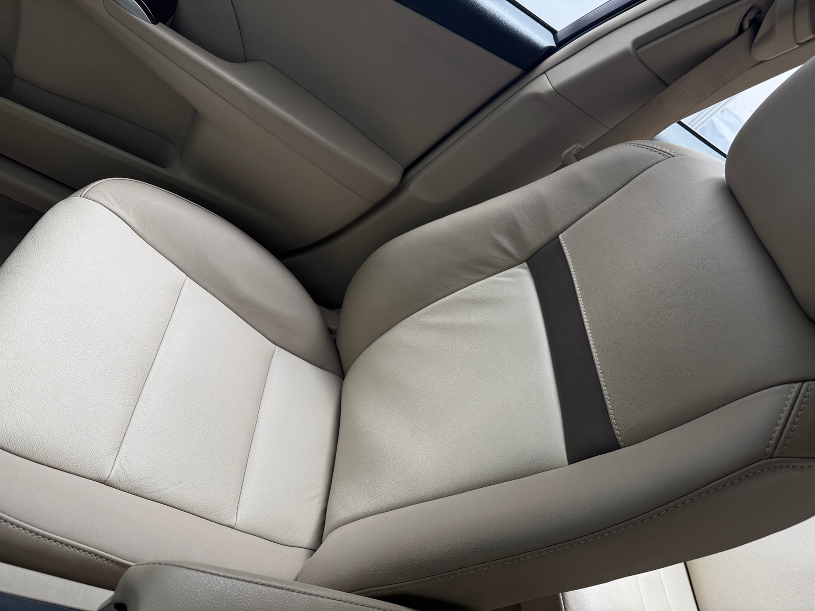 Thumbnail: 2012 Toyota Camry - 2