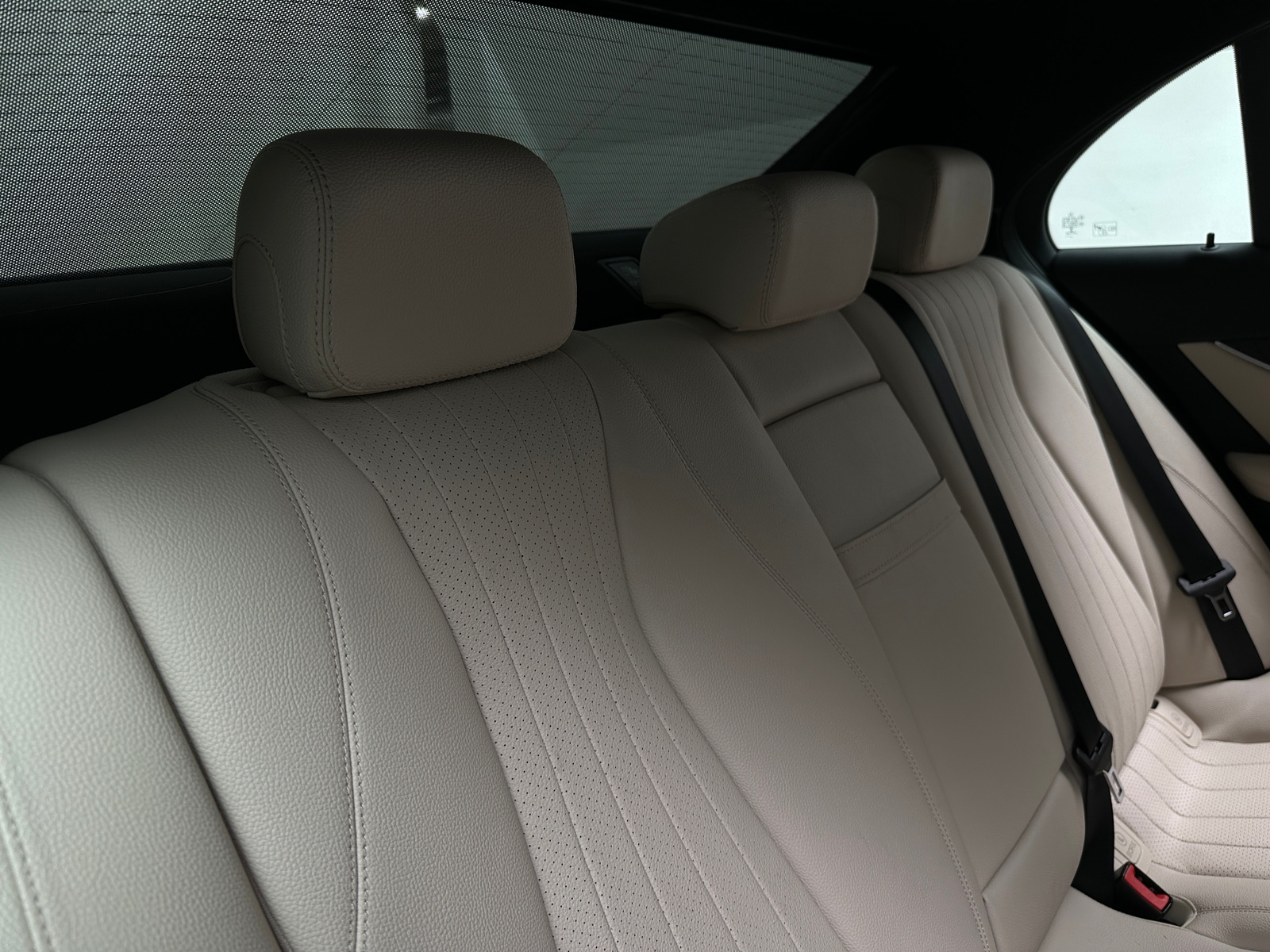 Thumbnail: 2017 Mercedes-Benz E-Class - 5