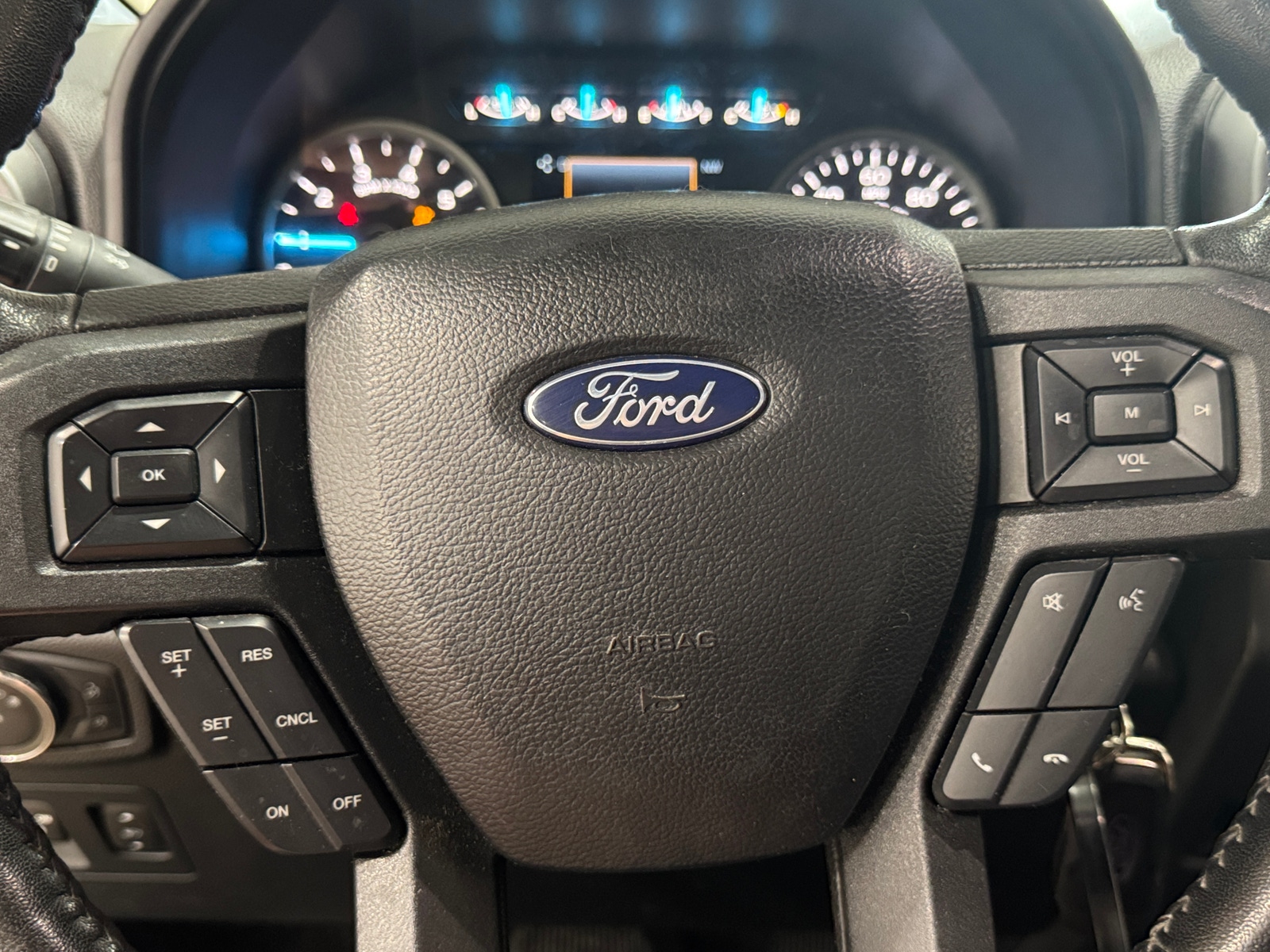 Thumbnail: 2020 Ford Econoline - 5