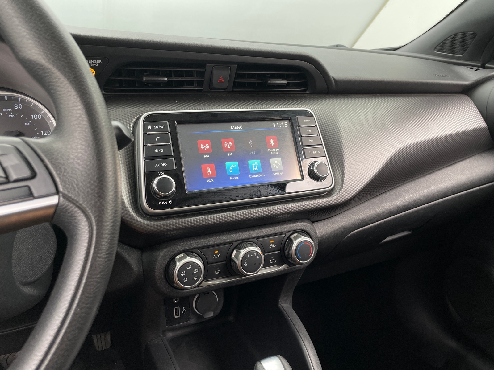 Thumbnail: 2020 Nissan Kicks - 4