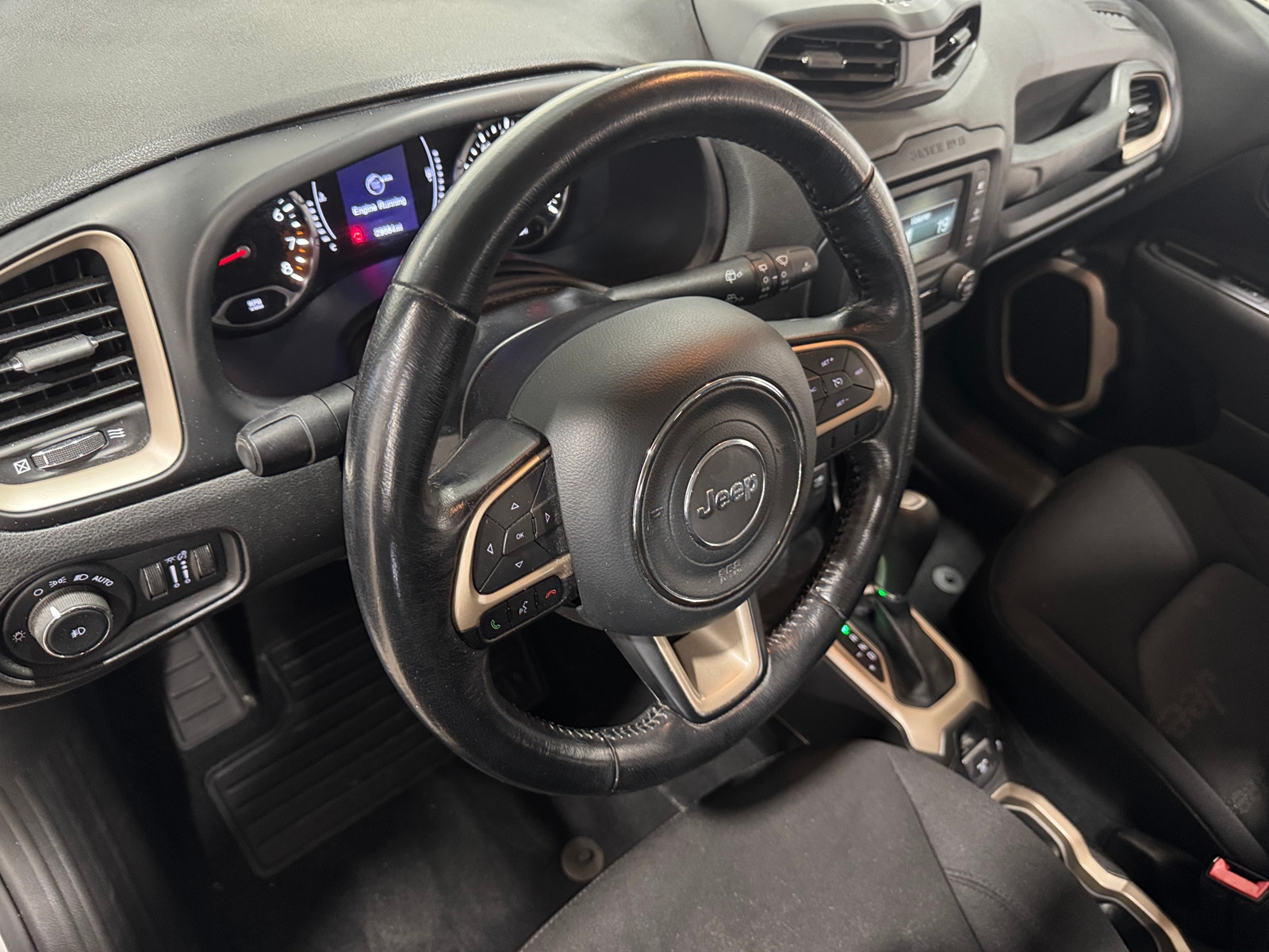 Thumbnail: 2017 Jeep Renegade - 3