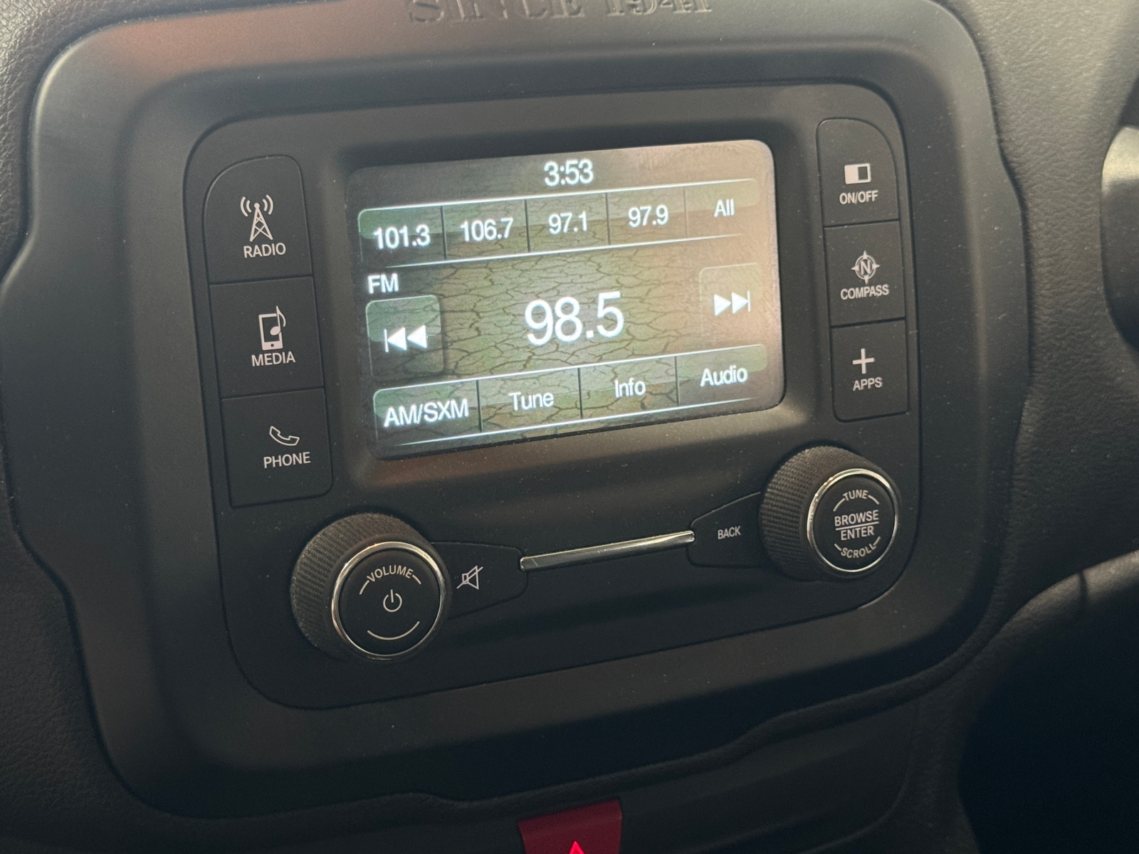 Thumbnail: 2017 Jeep Renegade - 4