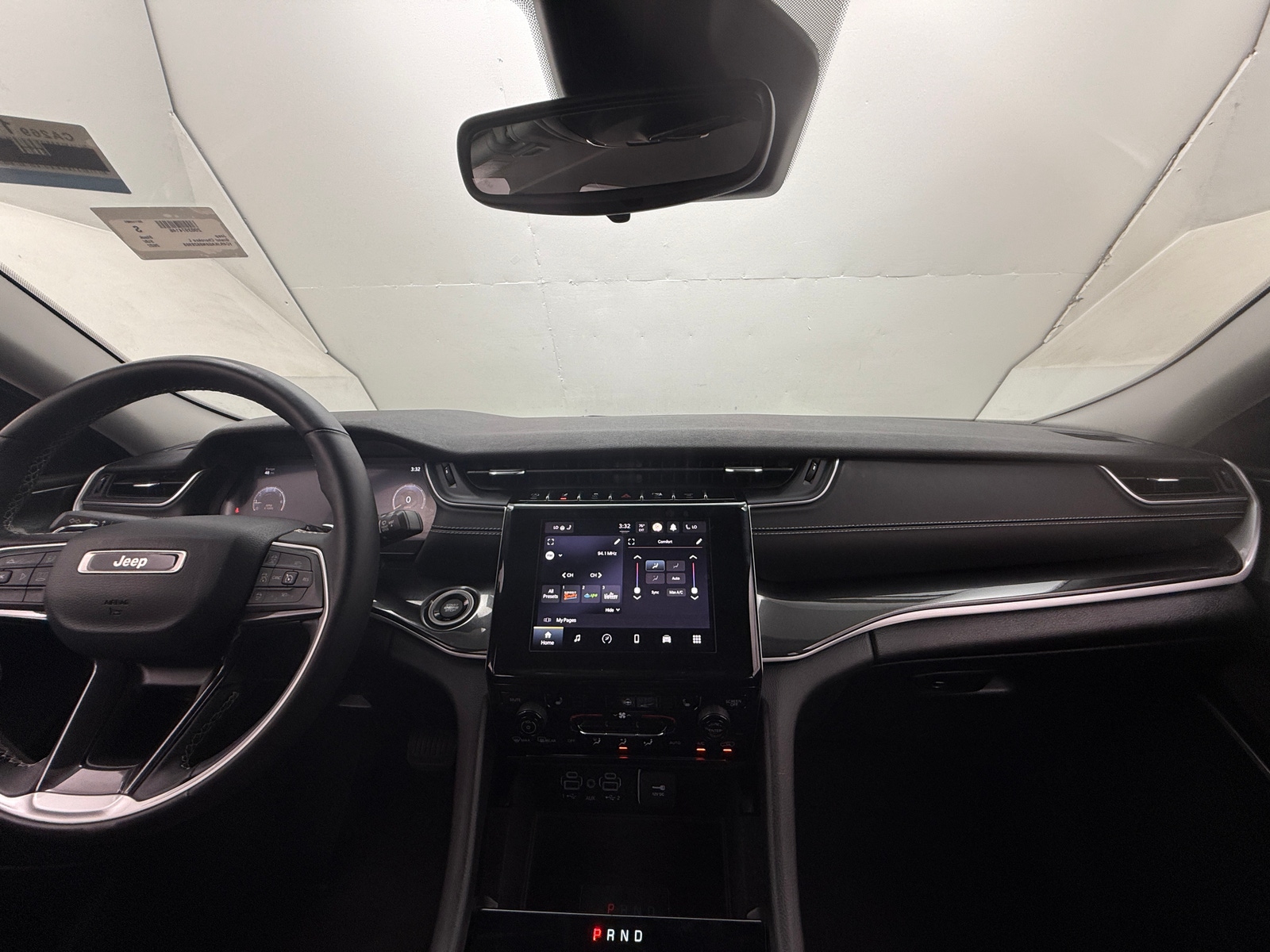 Thumbnail: 2022 Jeep Grand Cherokee L - 3