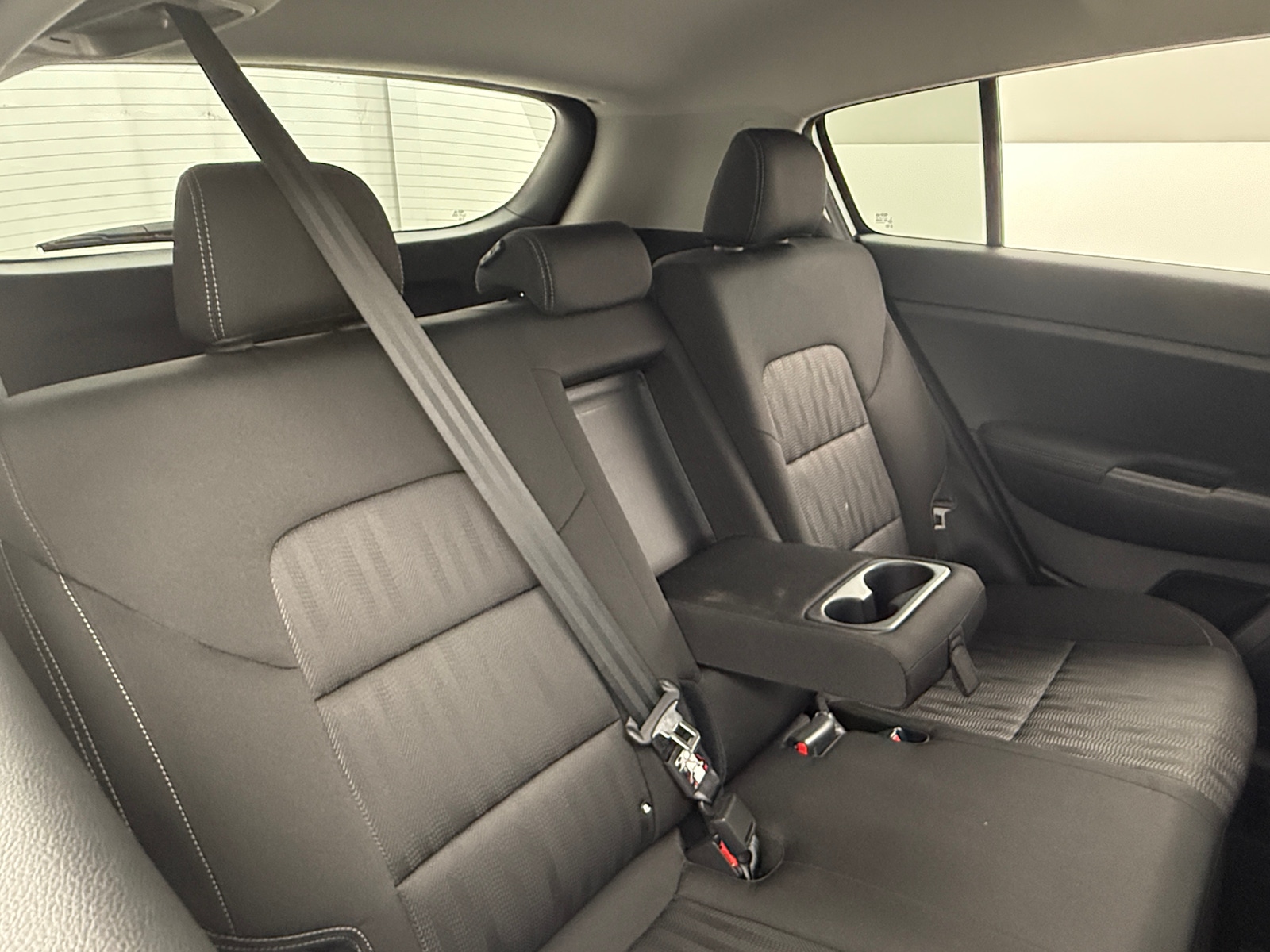 Thumbnail: 2020 Kia Sportage - 6