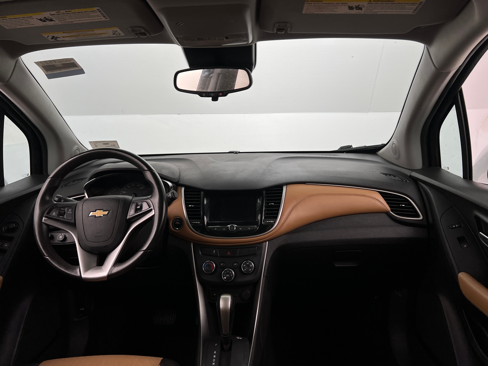 Thumbnail: 2018 Chevrolet Trax - 3