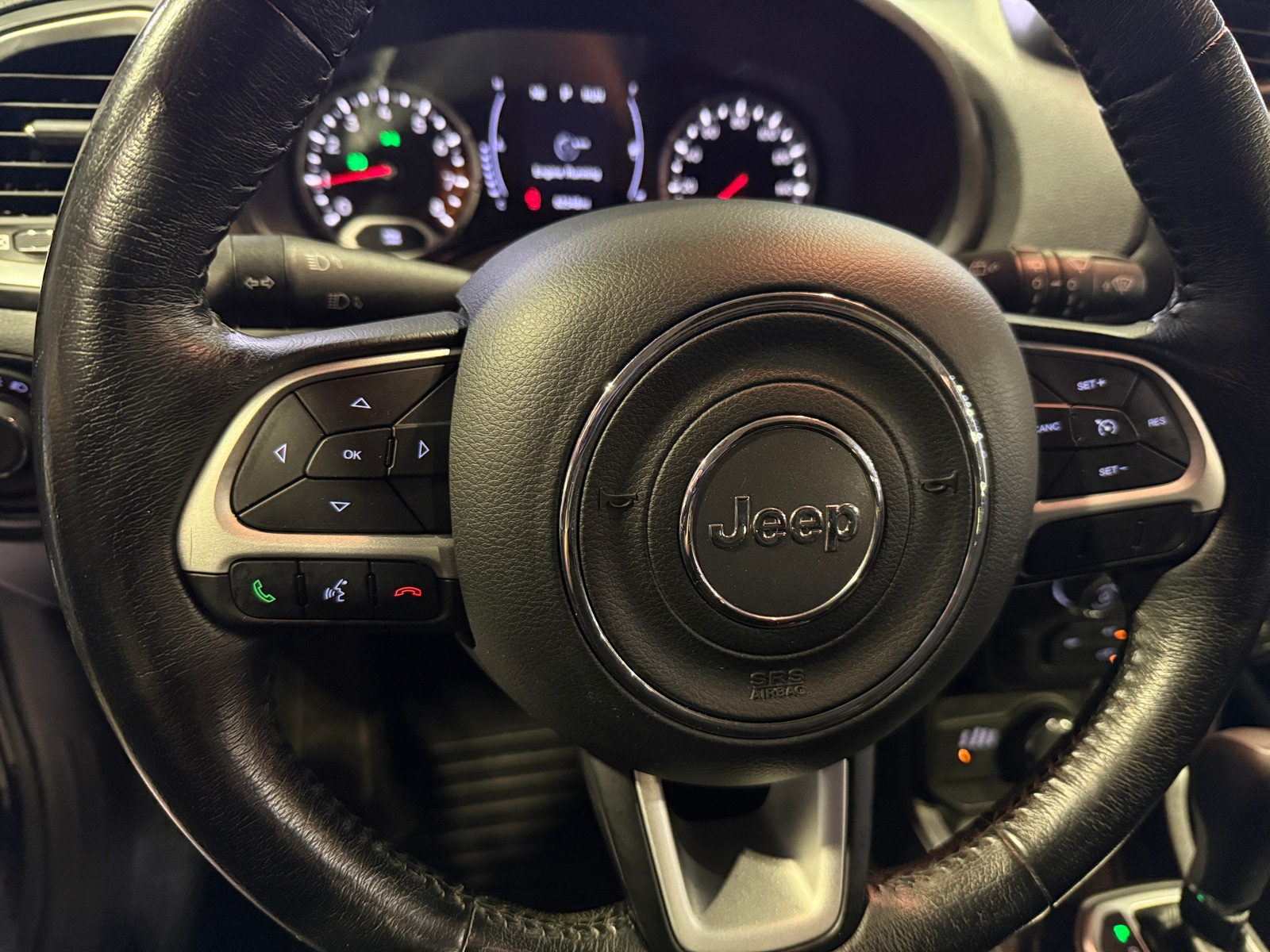 Thumbnail: 2018 Jeep Renegade - 5