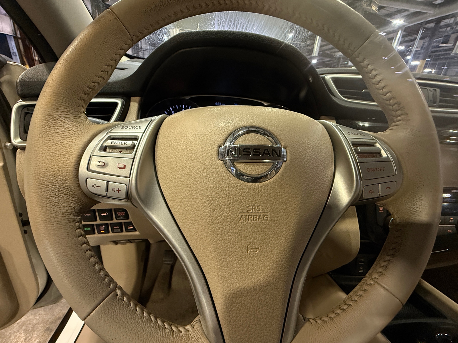 Thumbnail: 2015 Nissan Rogue - 4