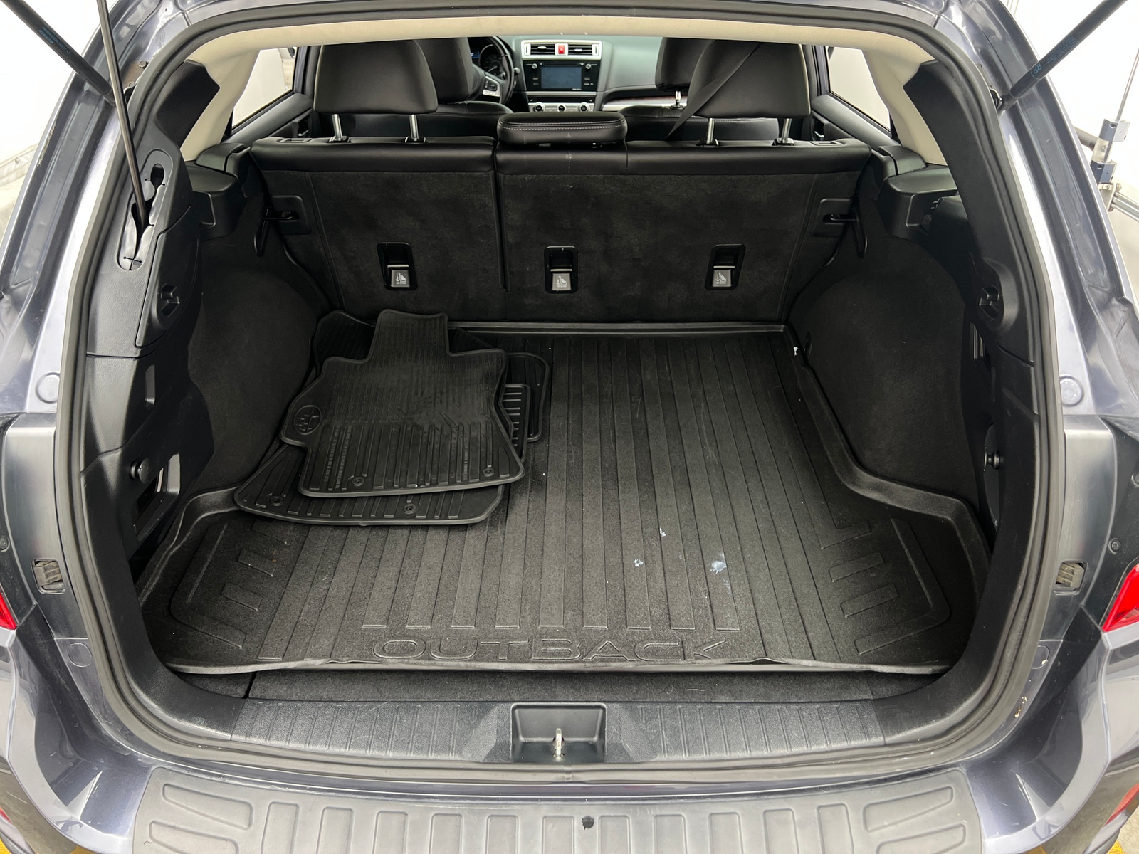 Thumbnail: 2017 Subaru Outback - 6