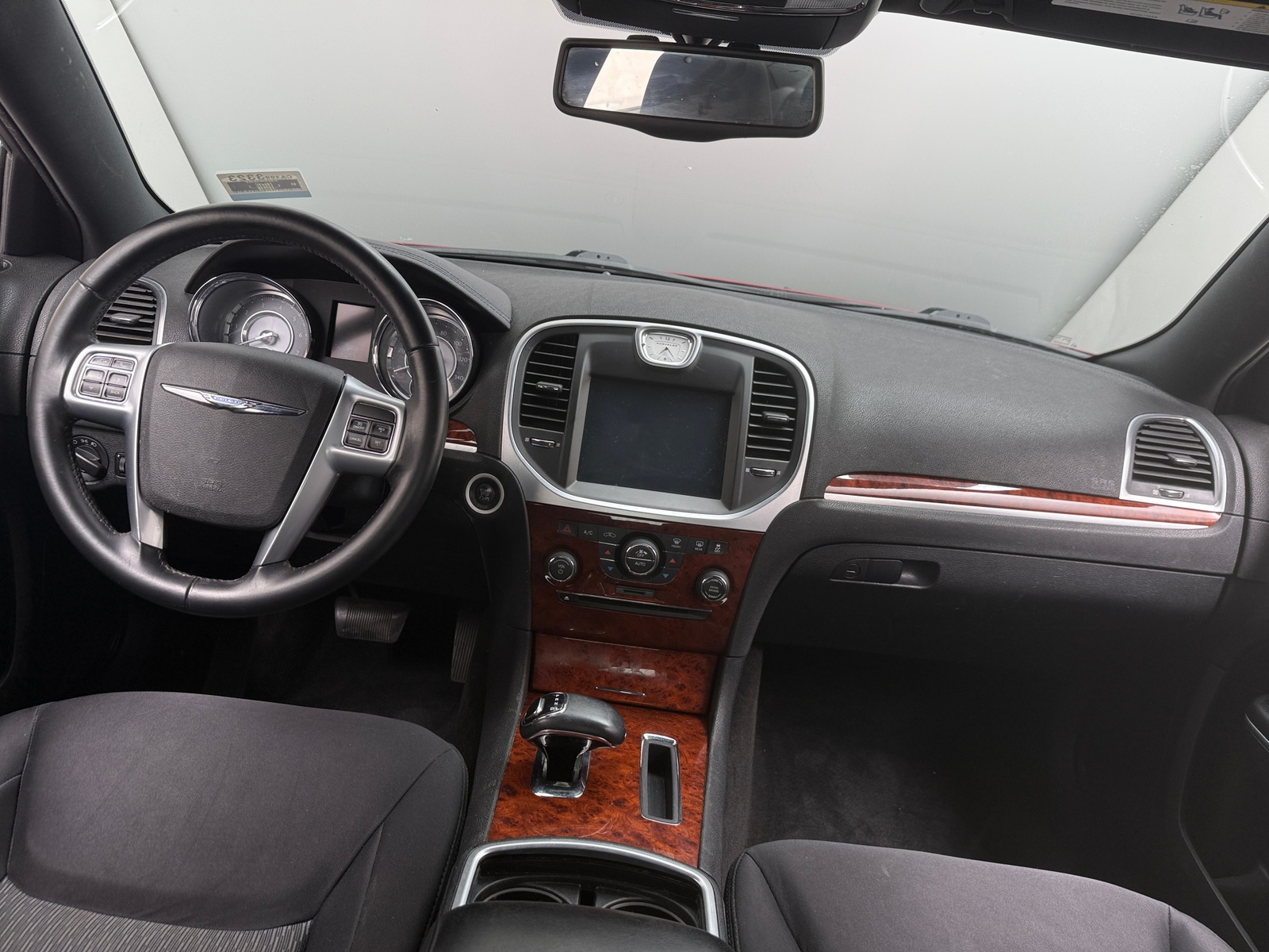 Thumbnail: 2012 Chrysler 300 - 3