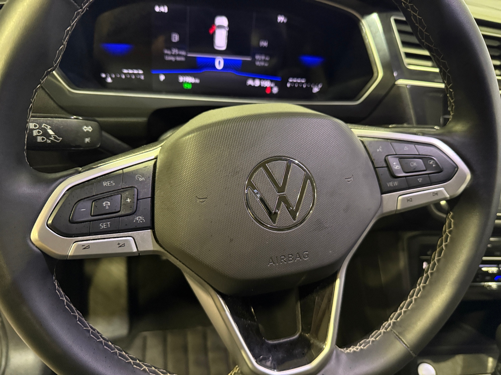 Thumbnail: 2024 Volkswagen Tiguan - 4