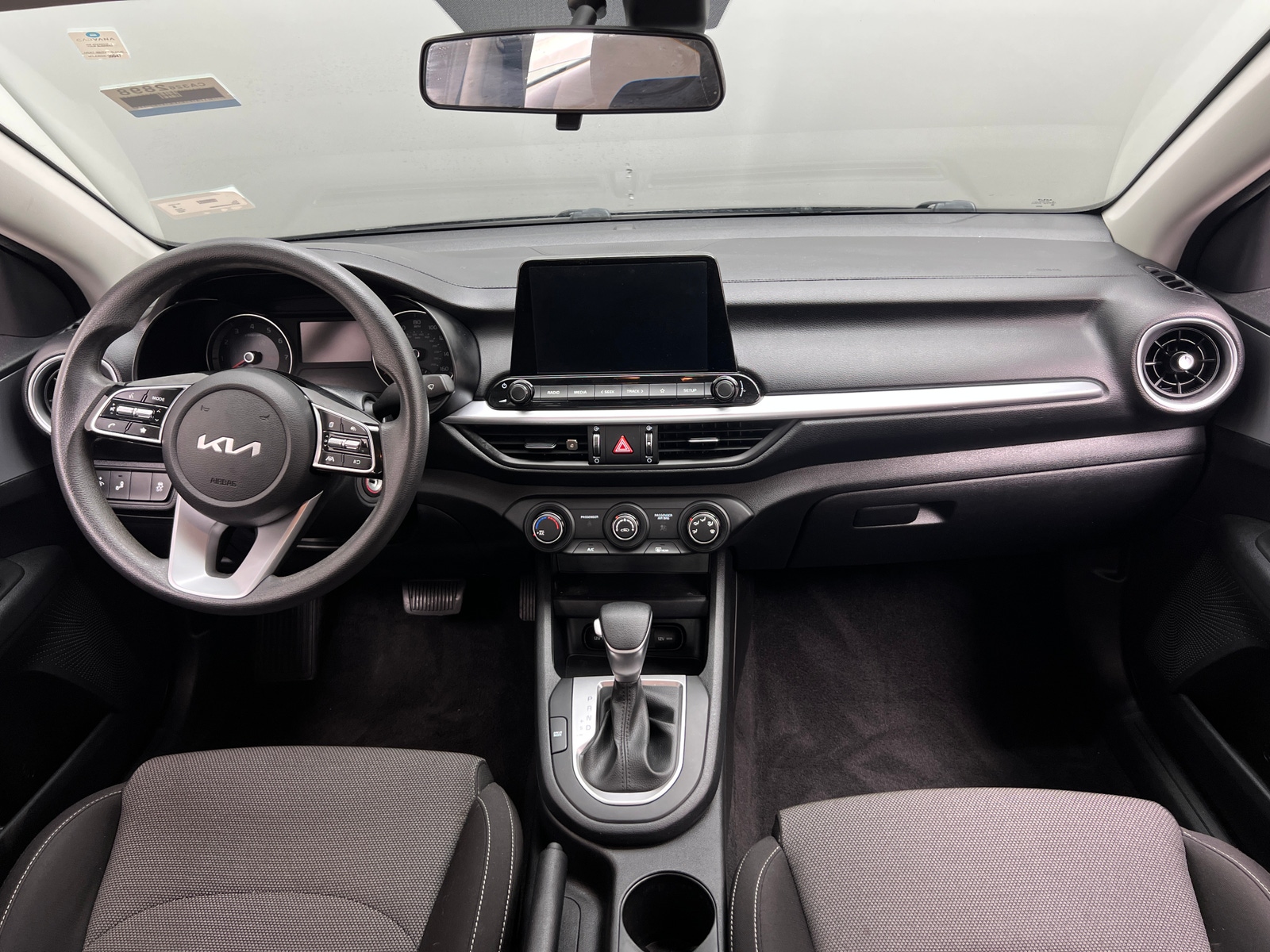 Thumbnail: 2022 Kia Forte - 3