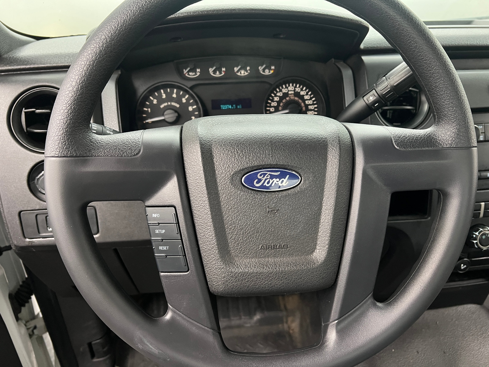 Thumbnail: 2012 Ford Econoline - 4