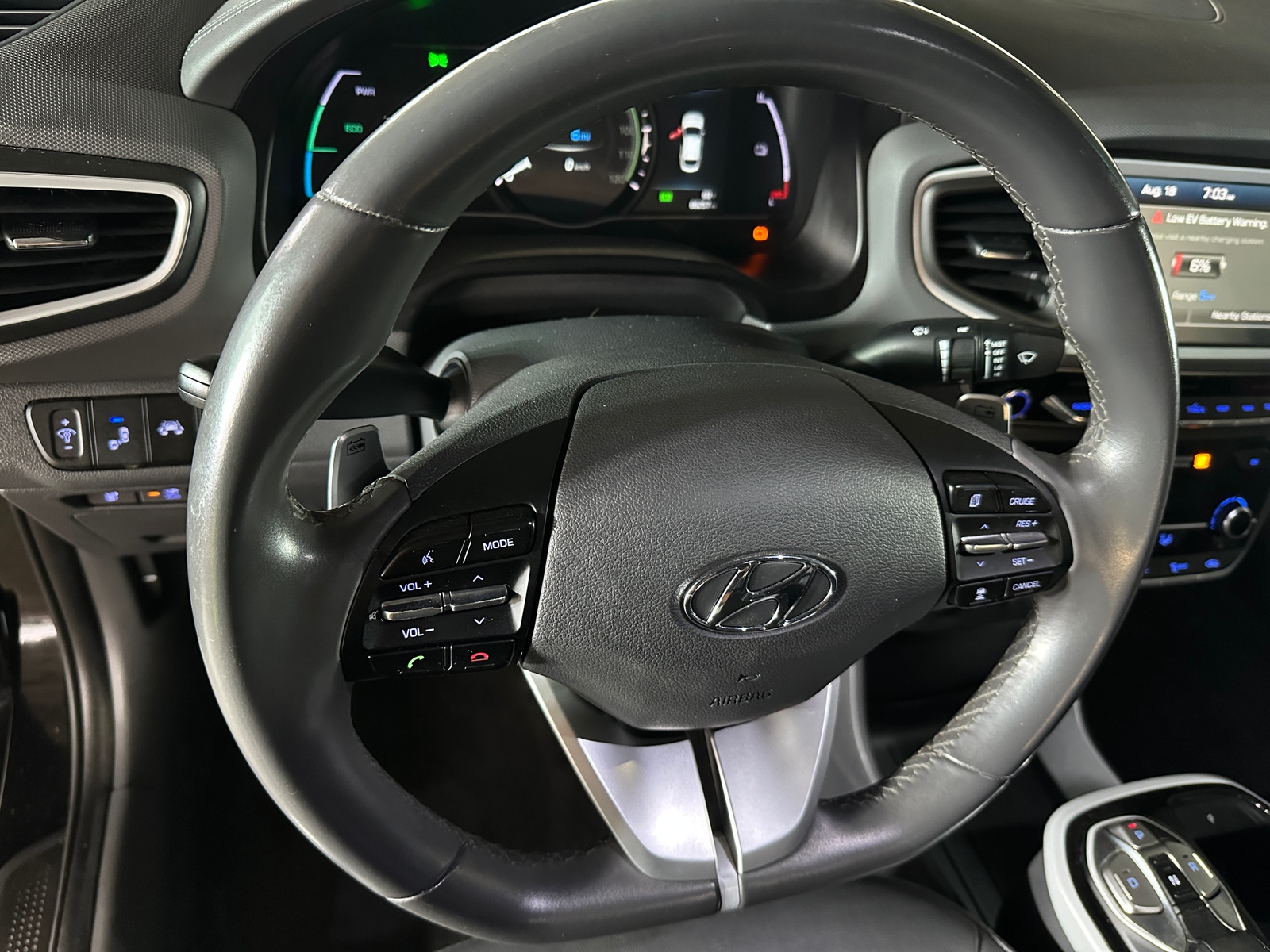 Thumbnail: 2019 Hyundai Ioniq - 4